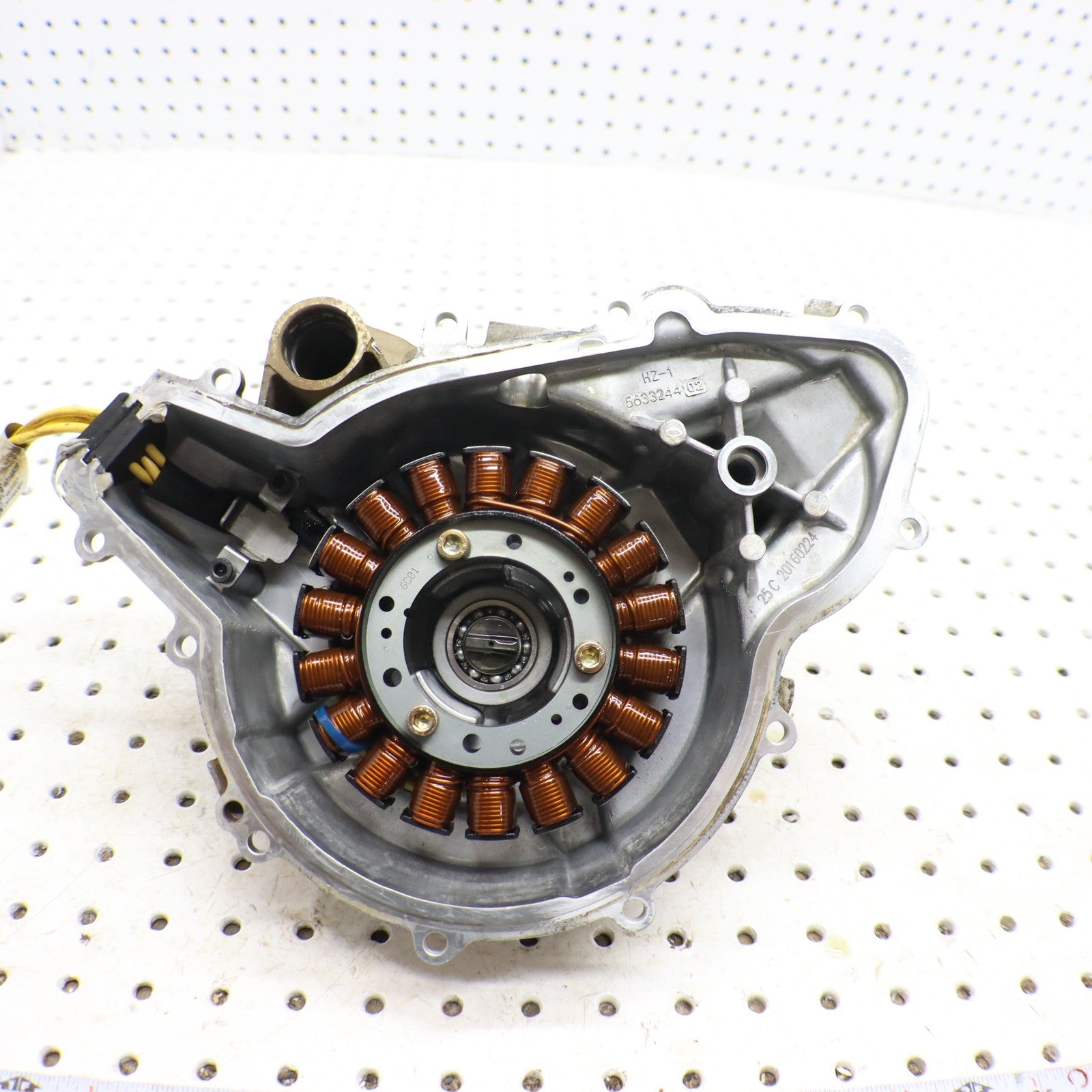 2016 Polaris Sportsman Sp 570 Stator Cover Waterpump 2205170; 3022724; 4014839