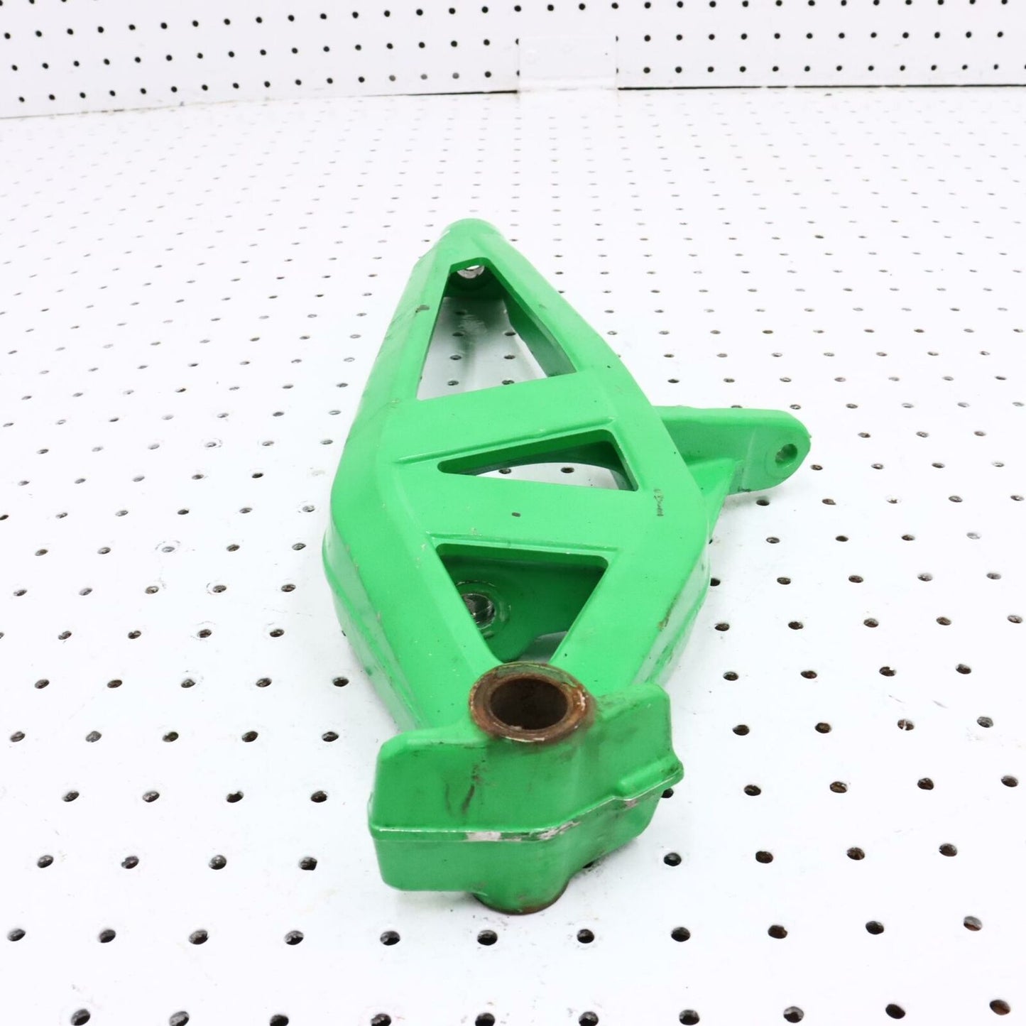 2012 ARCTIC CAT PROCLIMB M800 LEFT FRONT STEERING ARM SPINDLE KNUCKLE 2703-829