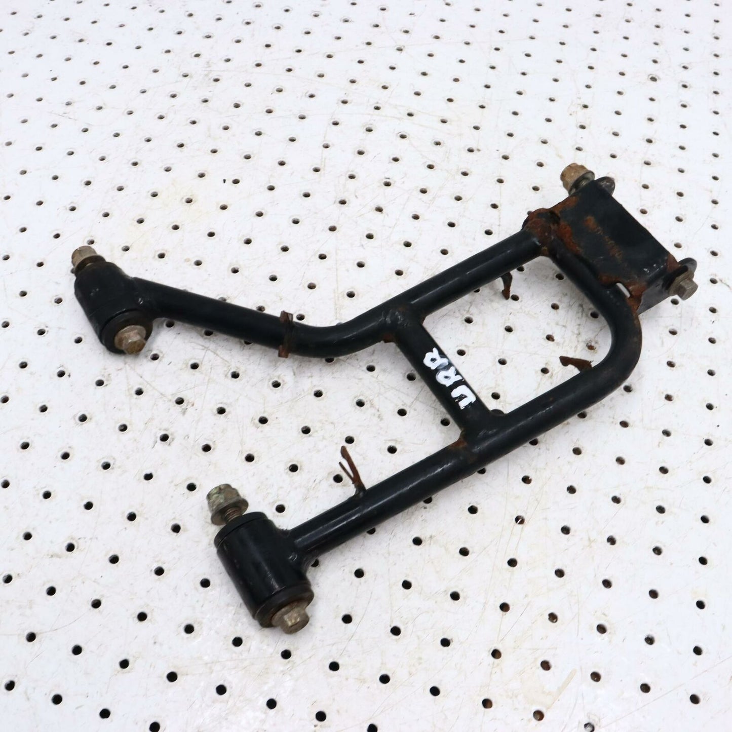 2004 ARCTIC CAT 650 REAR BACK UPPER RIGHT CONTROL A ARM 0504-318