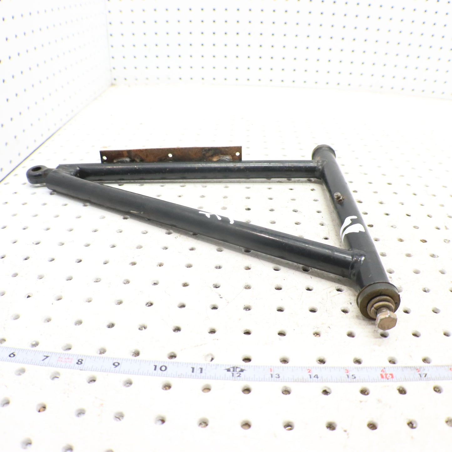 2014 Polaris Sportsman 570 Front Lower Left Control A Arm 2202906