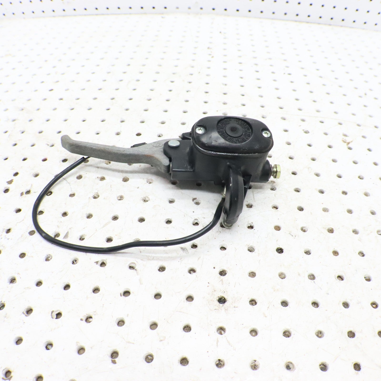2009 Arctic Cat Crossfire R 8 Hand Brake Lever Master Cylinder 1602-930