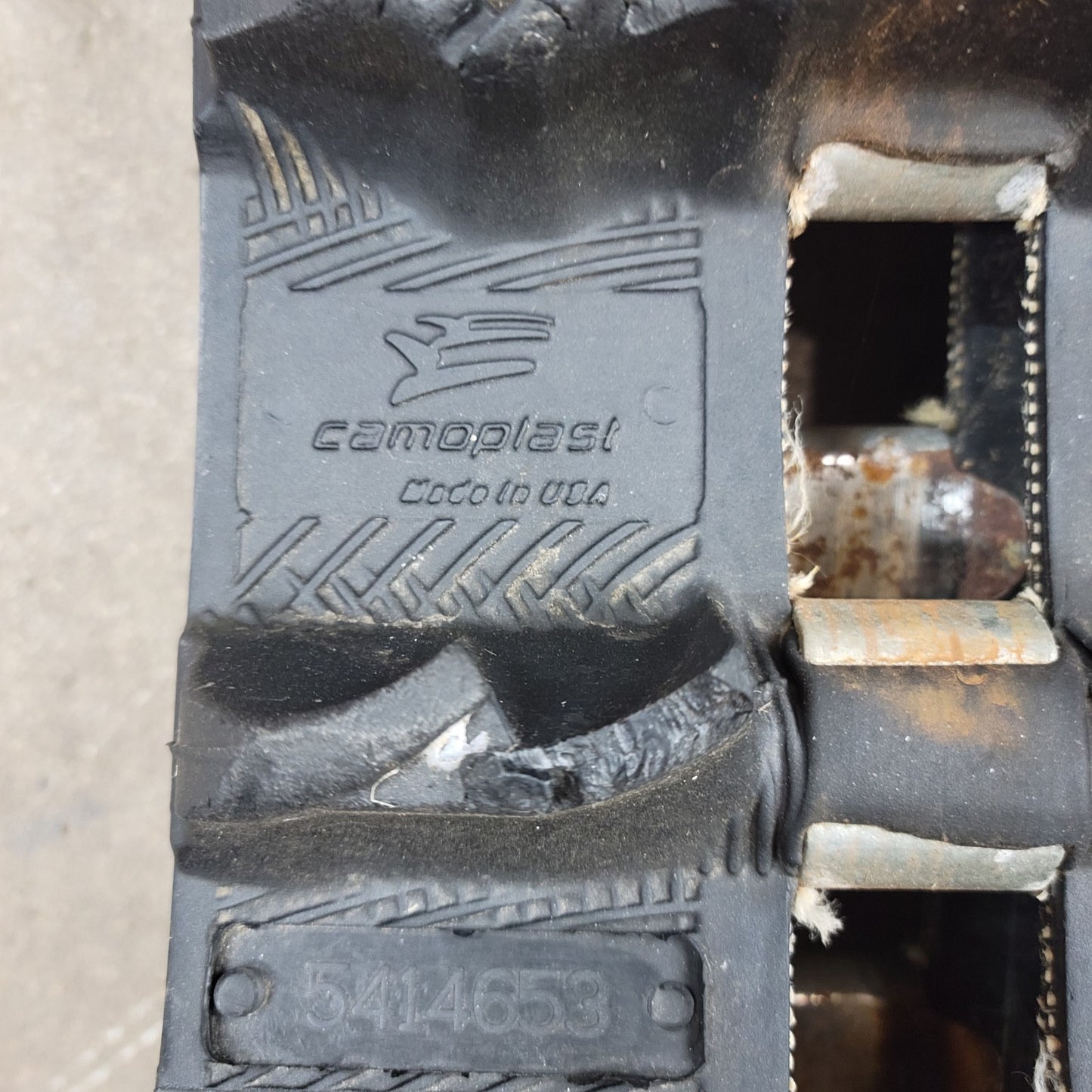 2016 Polaris Rush 800 Track 5414653 15X120X1.25" RIPSAW 2.86 PITCH 