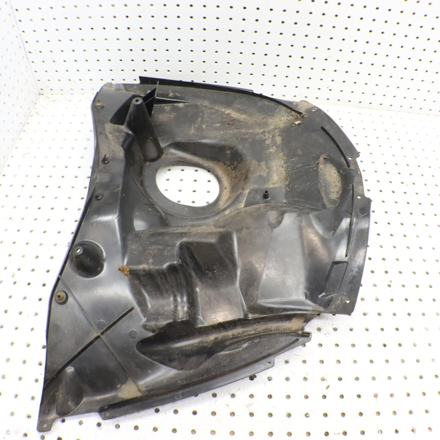 2006 POLARIS FUSION 600 HEAD LIGHT ACCESS COVER HOOD PLENUM 2633251