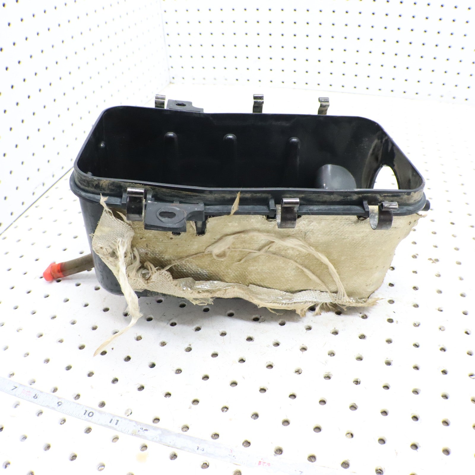 2012 Polaris Sportsman 500 Airbox Air Intake Filter Box 5438552