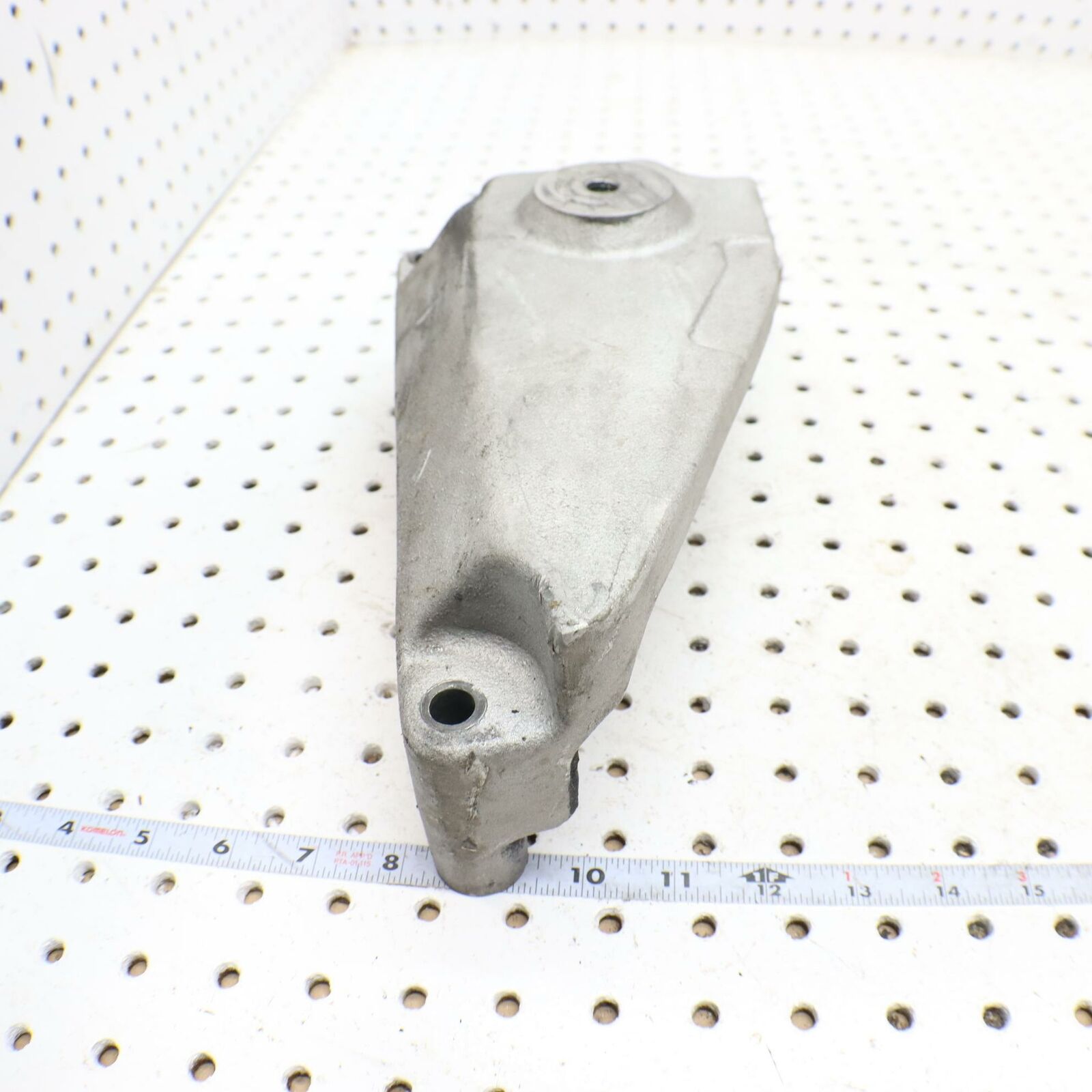 2006 POLARIS SWITCHBACK ENGINE MOTOR MOUNT BRACKET ALTERNATOR 0452974; 0454131