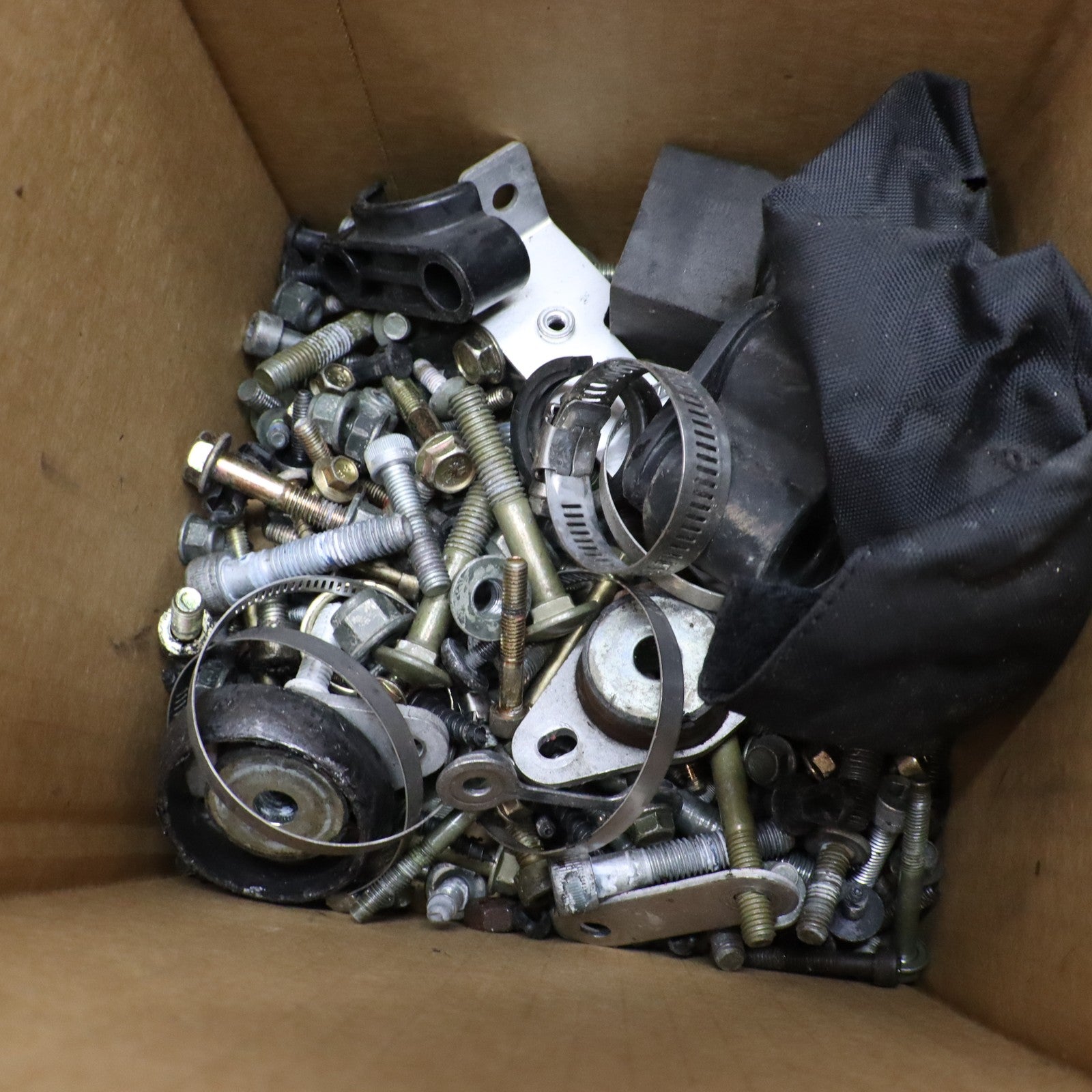 2016 Polaris Rush 800 Hardware Nuts Bolts Fasteners Random