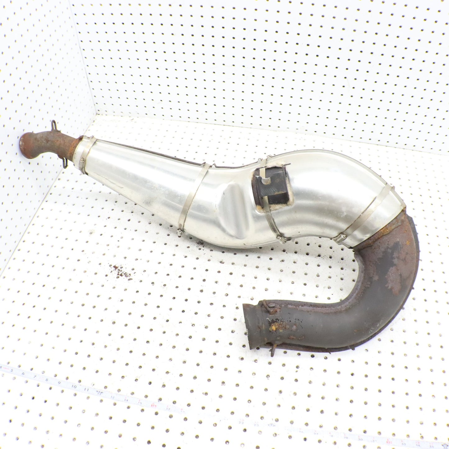 2007 Polaris Iq 600 Exhaust Pipe 1261613 DENTED