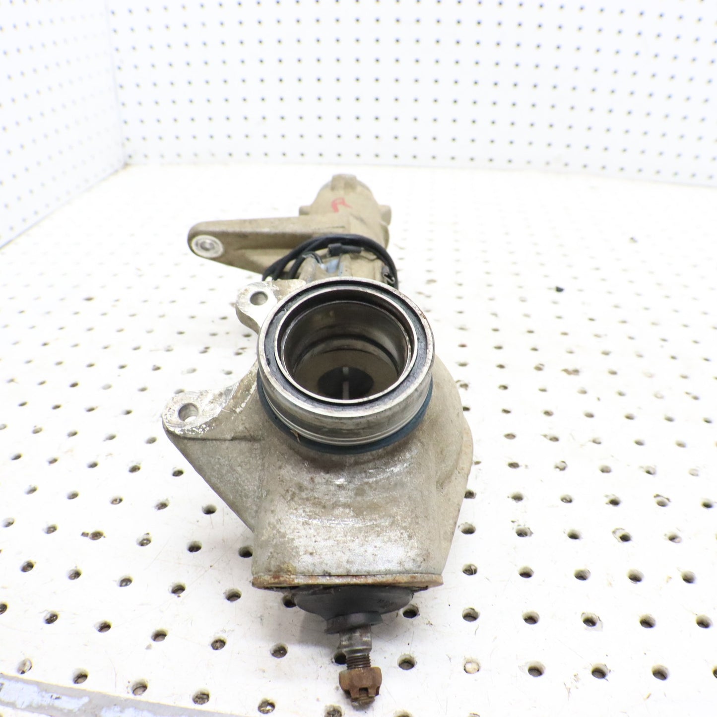 1995 Polaris Xplorer 400 Front Hub Strut RIGHT 2200599