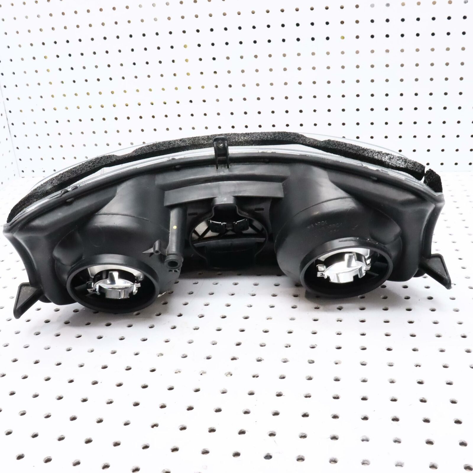 2006 POLARIS CLASSIC 700 HEADLIGHT 2410397