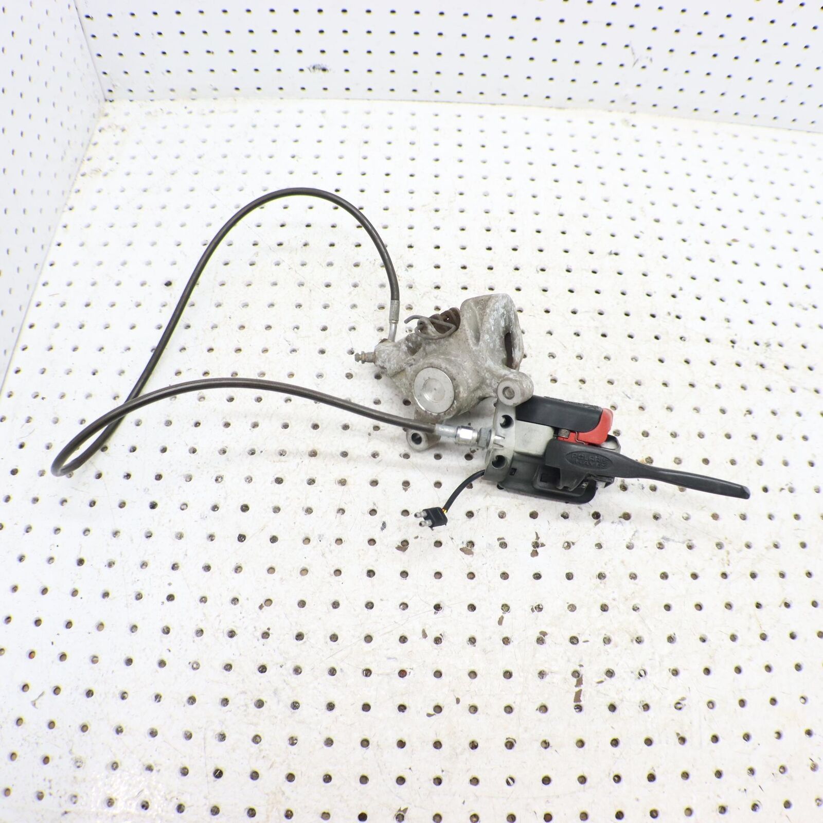 2006 POLARIS RMK 700 HAND BRAKE LEVER MASTER CYLINDER 2202785; 2202742