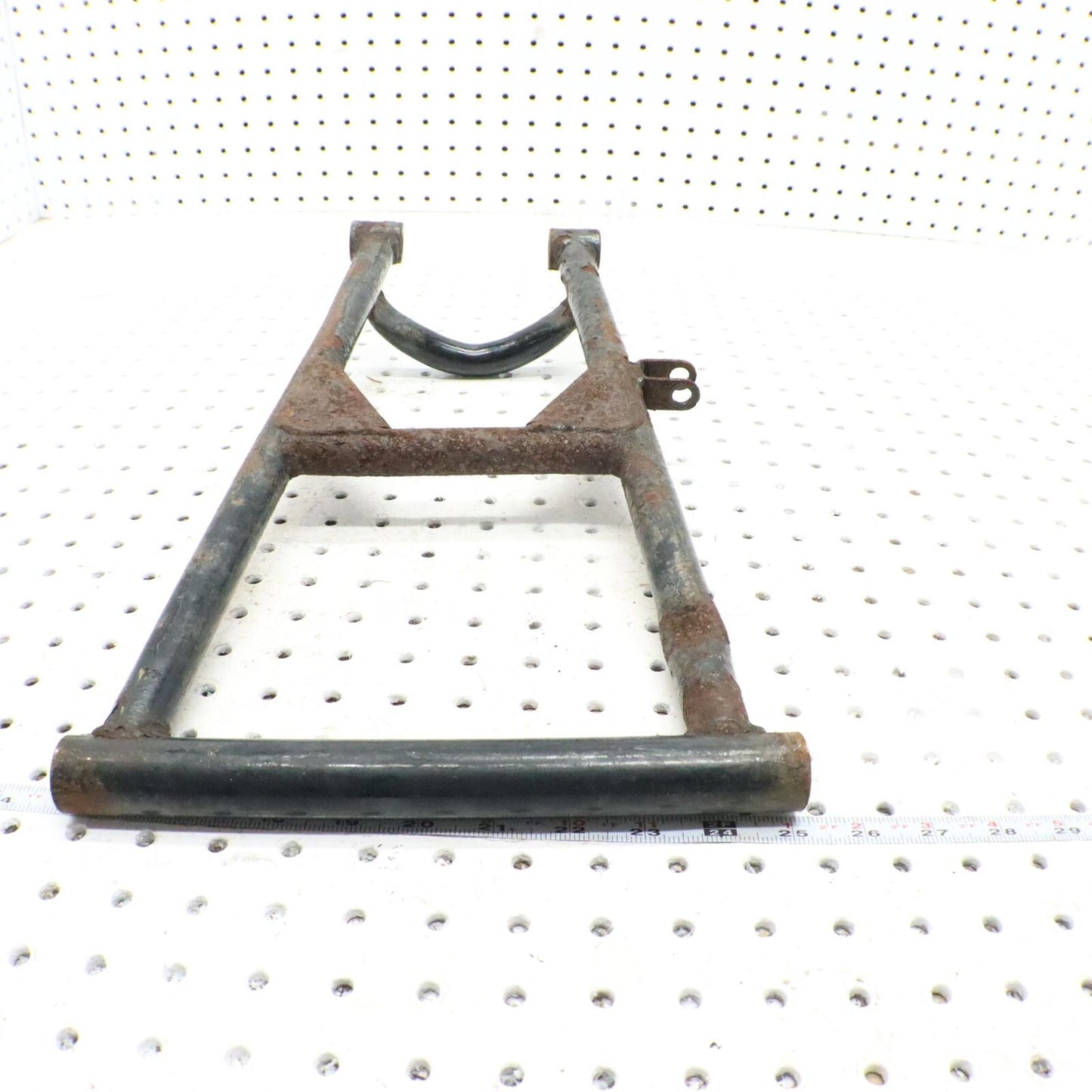 2002 ARCTIC CAT ZR 500 LEFT FRONT LOWER SUSPENSION CONTROL A ARM 0703-847 DENTED