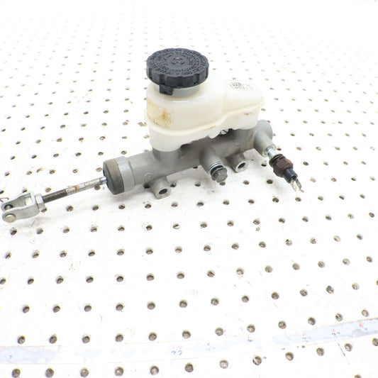 2013 Polaris Ranger 800 Brake Master Cylinder 1911515 1912463
