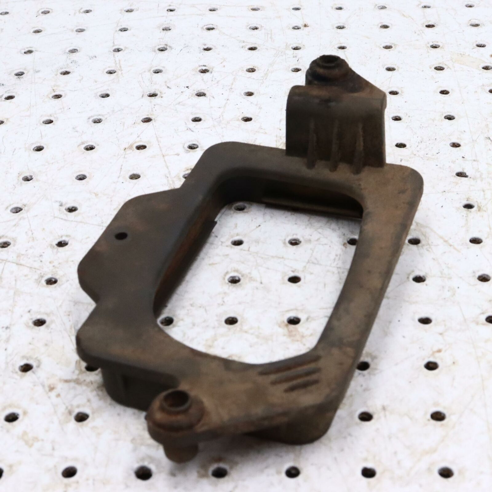 2005 BOMBARDIER OUTLANDER MAX 400 FRONT LEFT HEADLIGHT SUPPORT 710000277