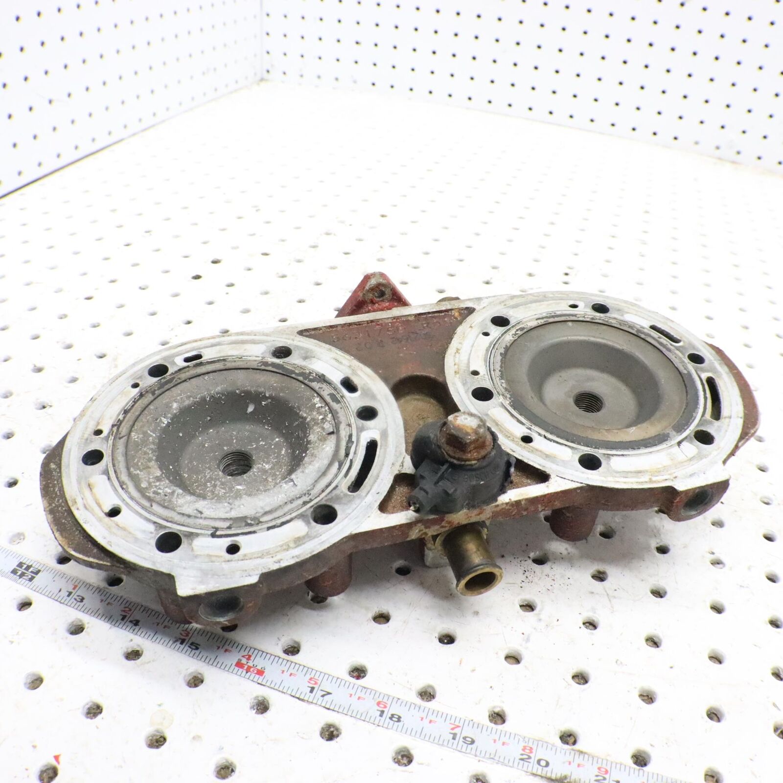 2006 POLARIS FUSION 700 CYLINDER HEAD 1203052-093 1203164-093 