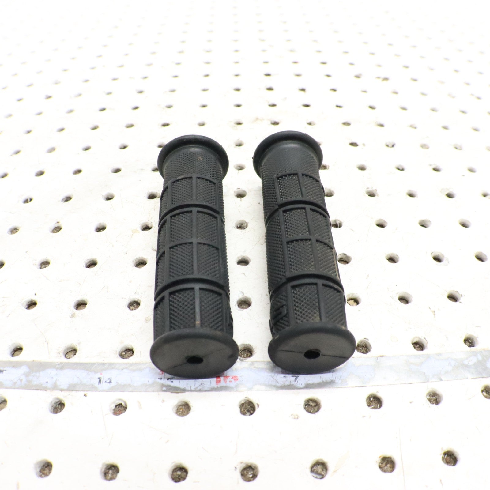 2012 Polaris Sportsman 500 Handlebar Grips 5413578-070