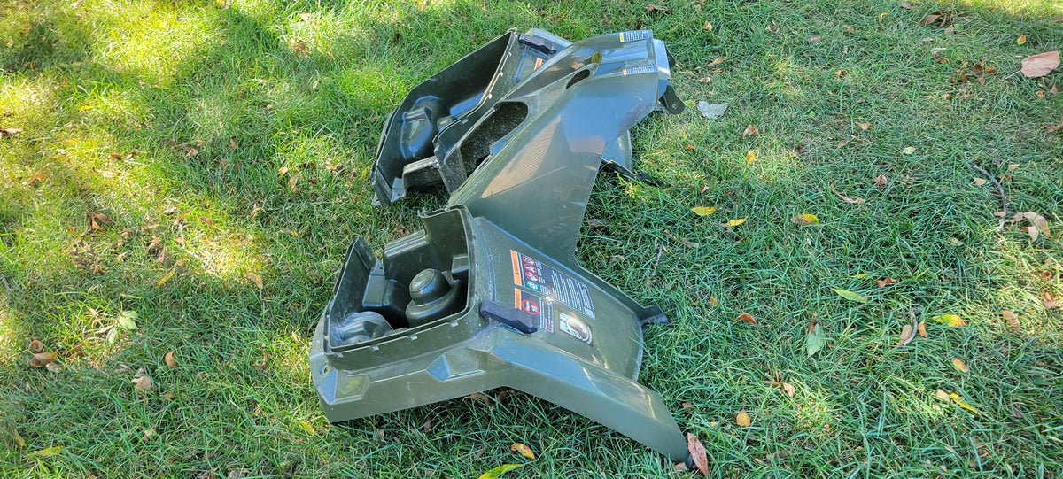 2017 Polaris Sportsman 450 Front Fender 2636420-498 GREEN, CRACK