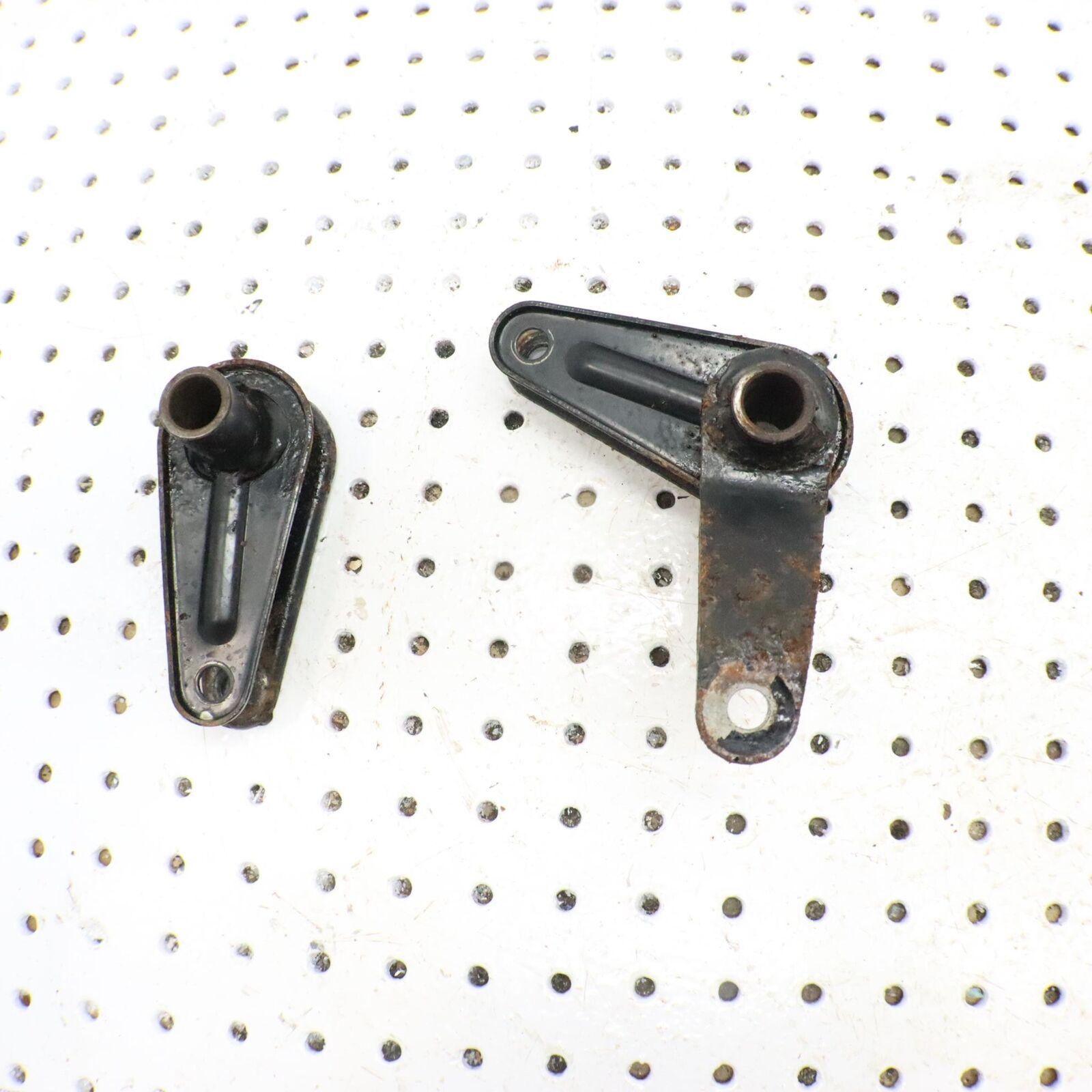 2002 ARCTIC CAT ZR 500  ARM STEERING PIVOT 0705-210  ; 0705-258