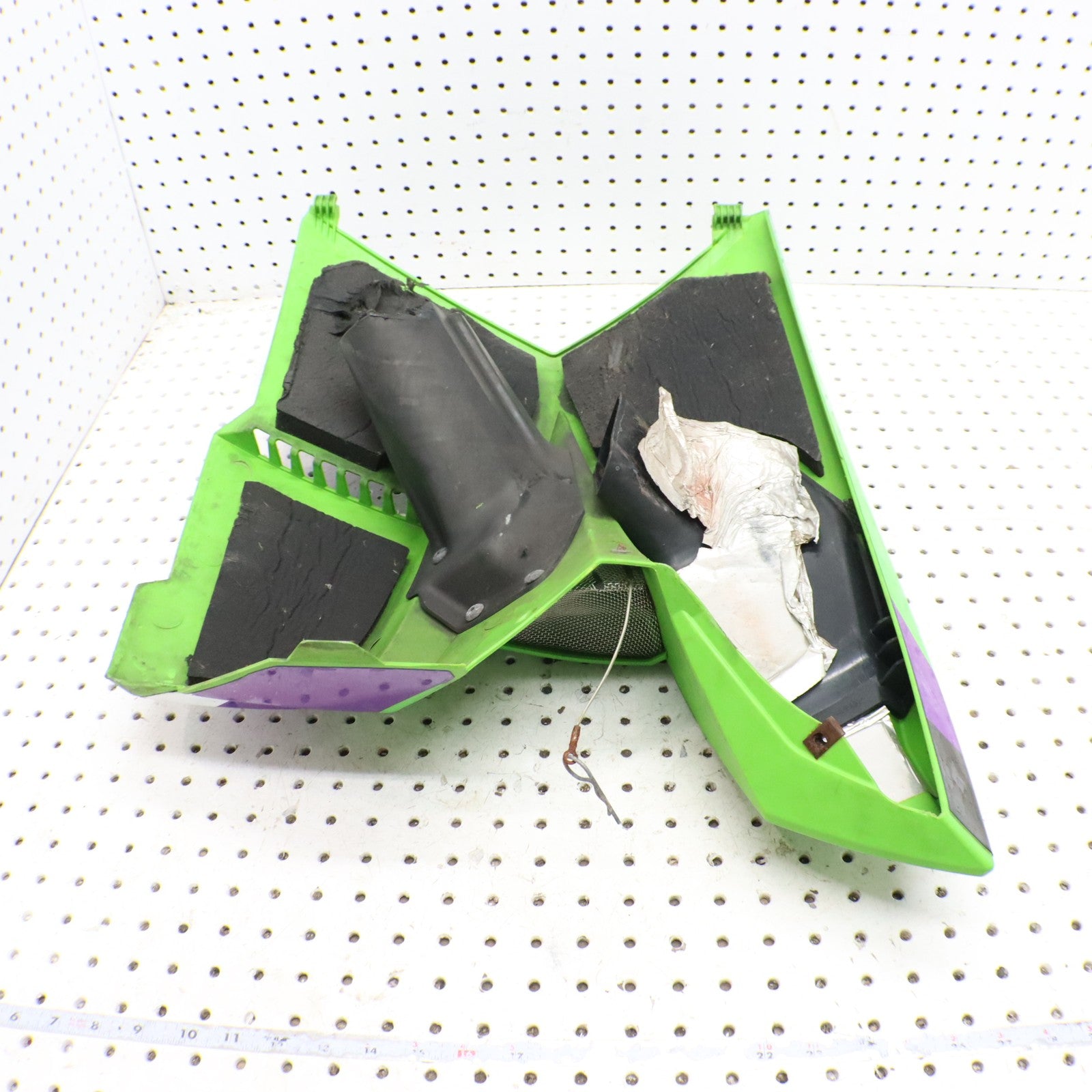 2016 Arctic Cat M8000 Side Panel Left 4718-667; 4718-577