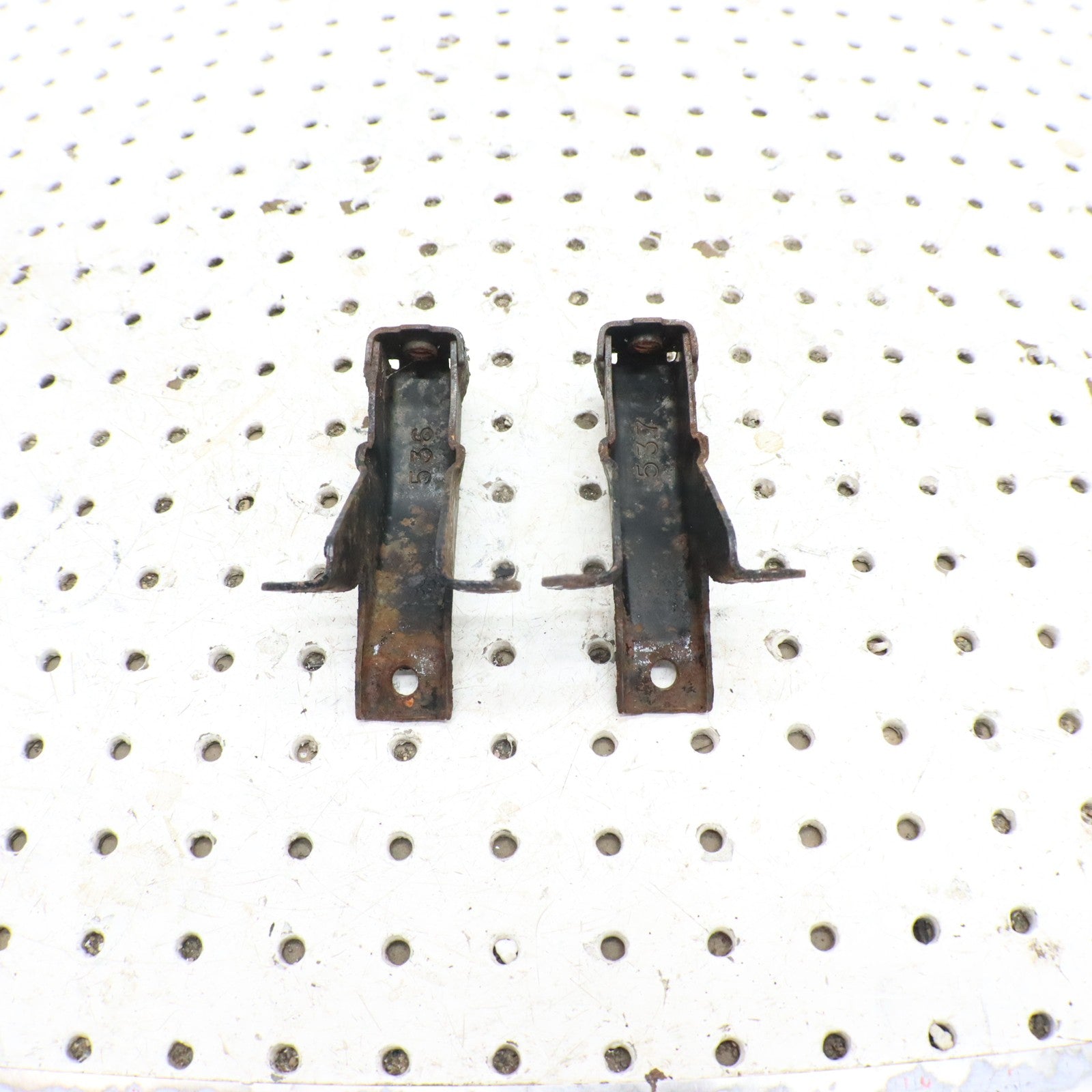 2003 Polaris Sportsman 600 Front L & R Rack Support Mount 1013744-067 1013746