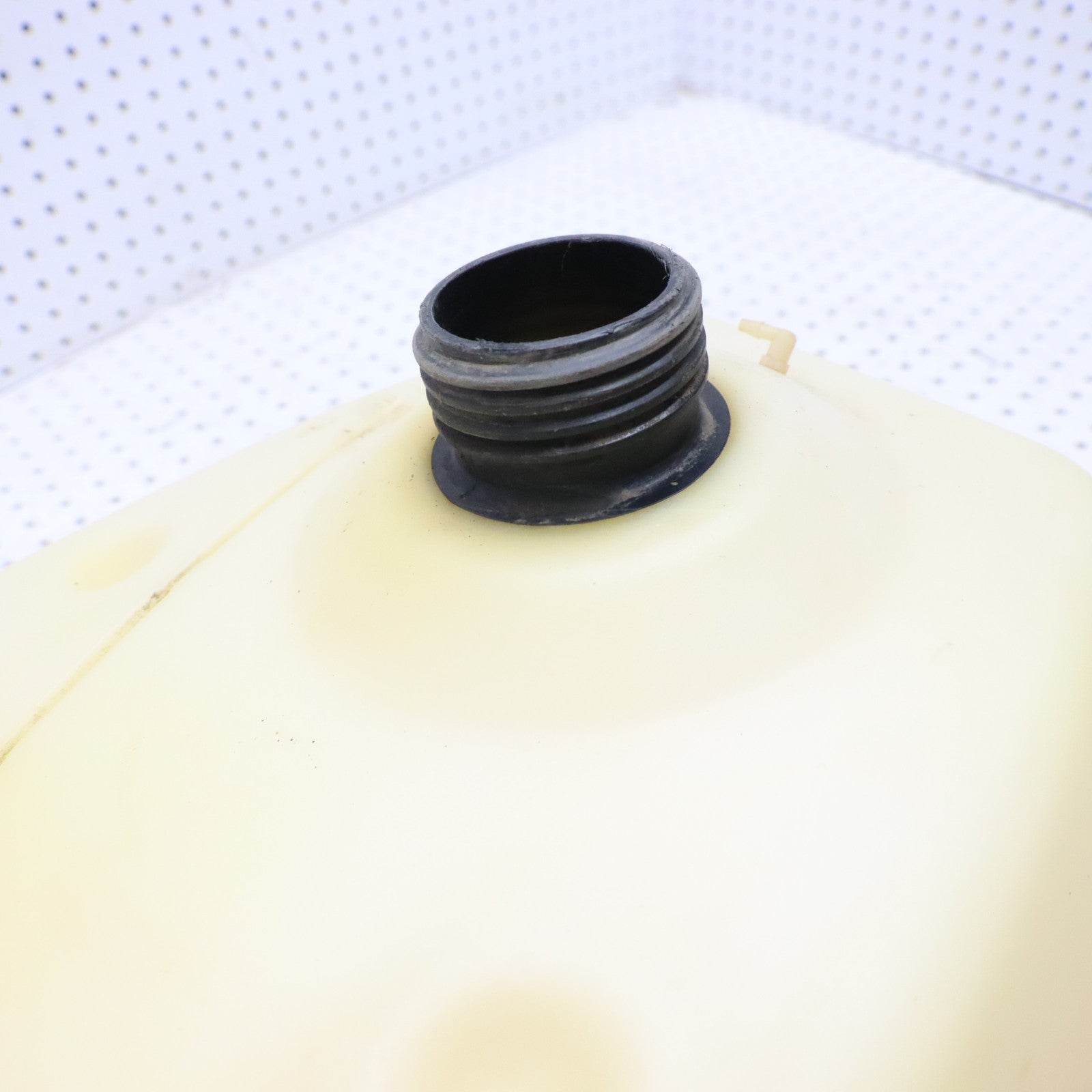 1998 Polaris Xplorer 400l Fuel Tank Gas Tank  1240048; 2511272; 5431805