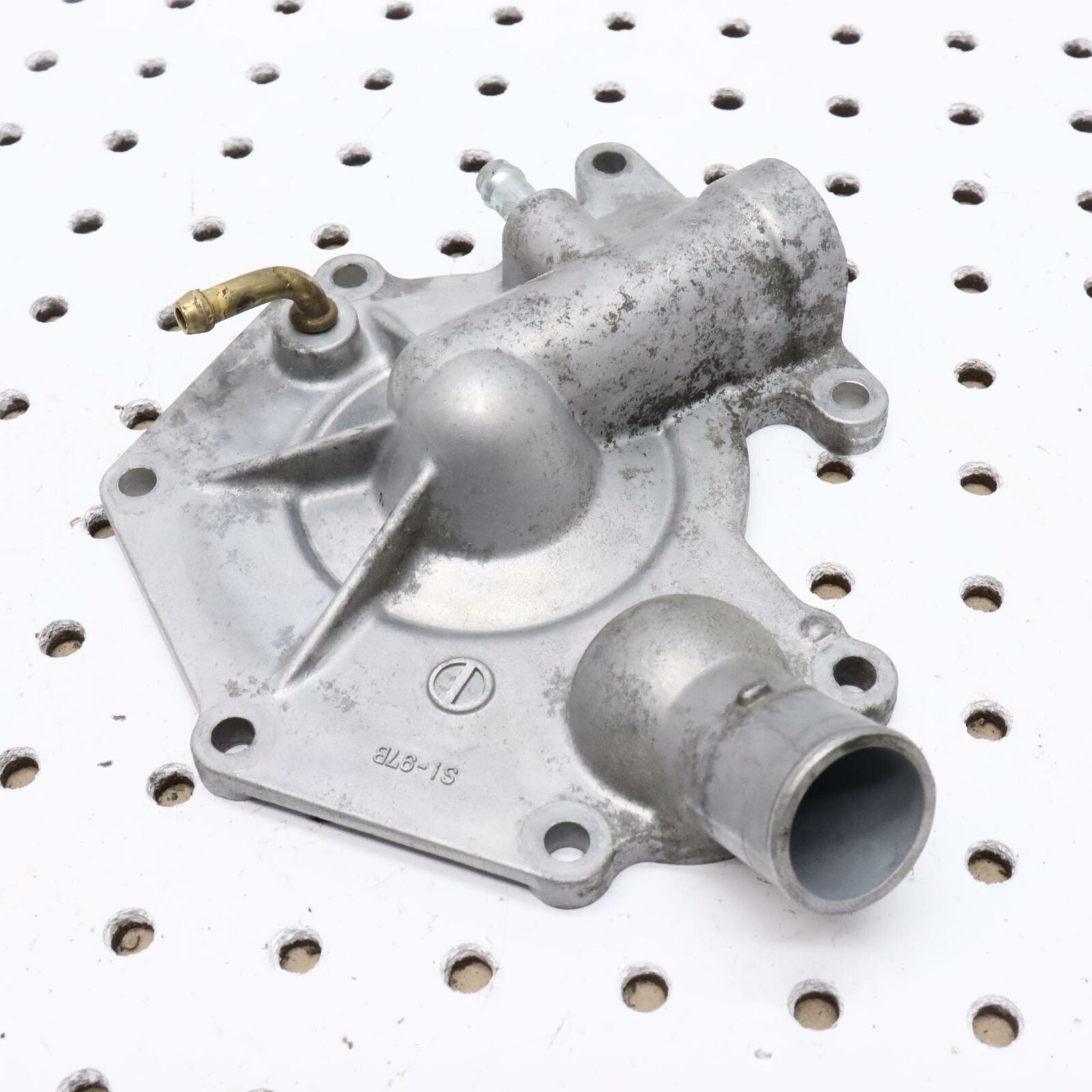 2009 ARCTIC CAT CROSSFIRE 1000 ENGINE WATER PUMP HOUSING COVER 3007-296
