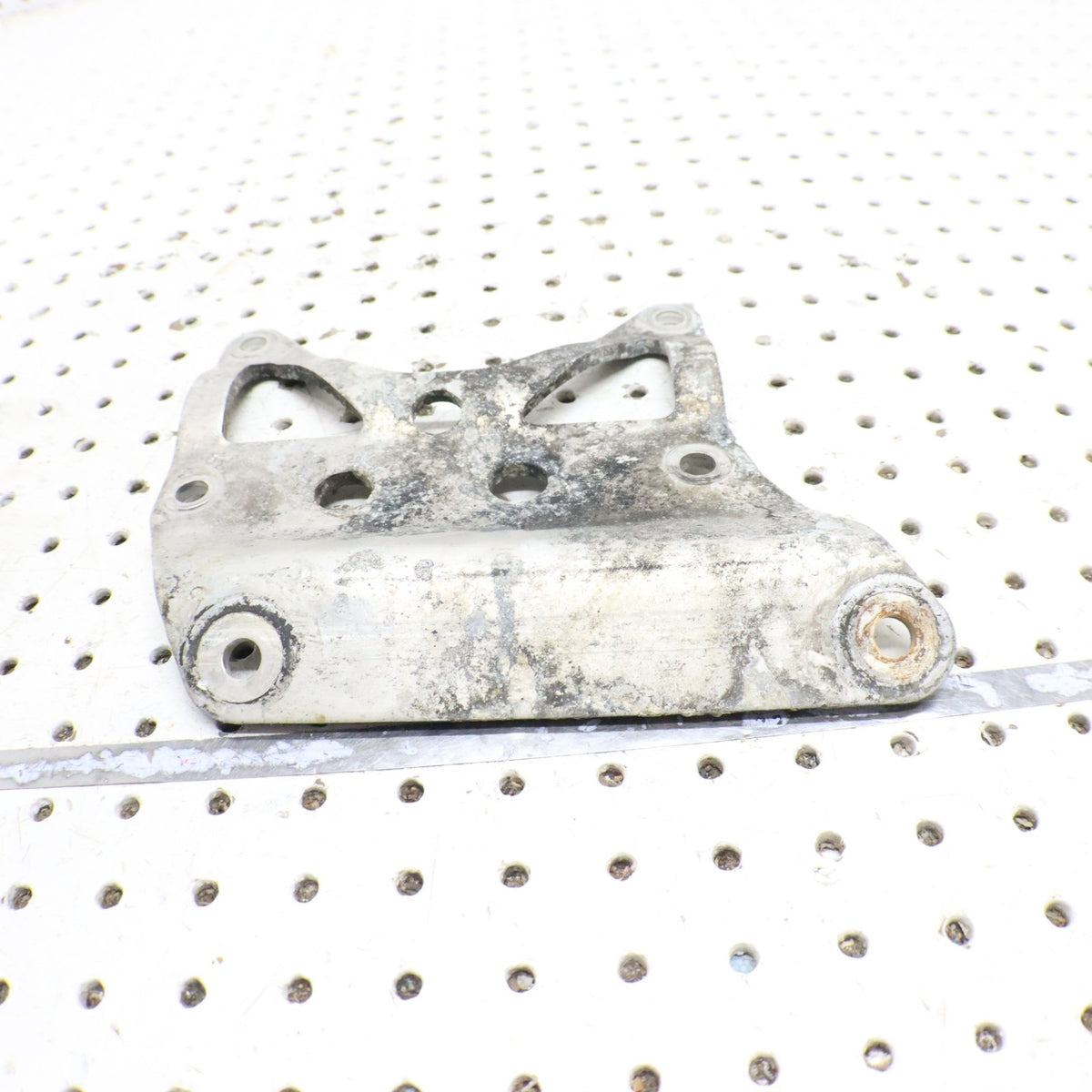 2007 Arctic Cat F6 Motor Engine Mount 0608-577