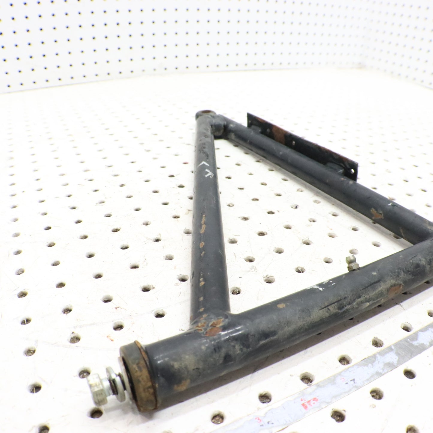 2014 Polaris Sportsman 570 Front Lower Left Control A Arm 2202906