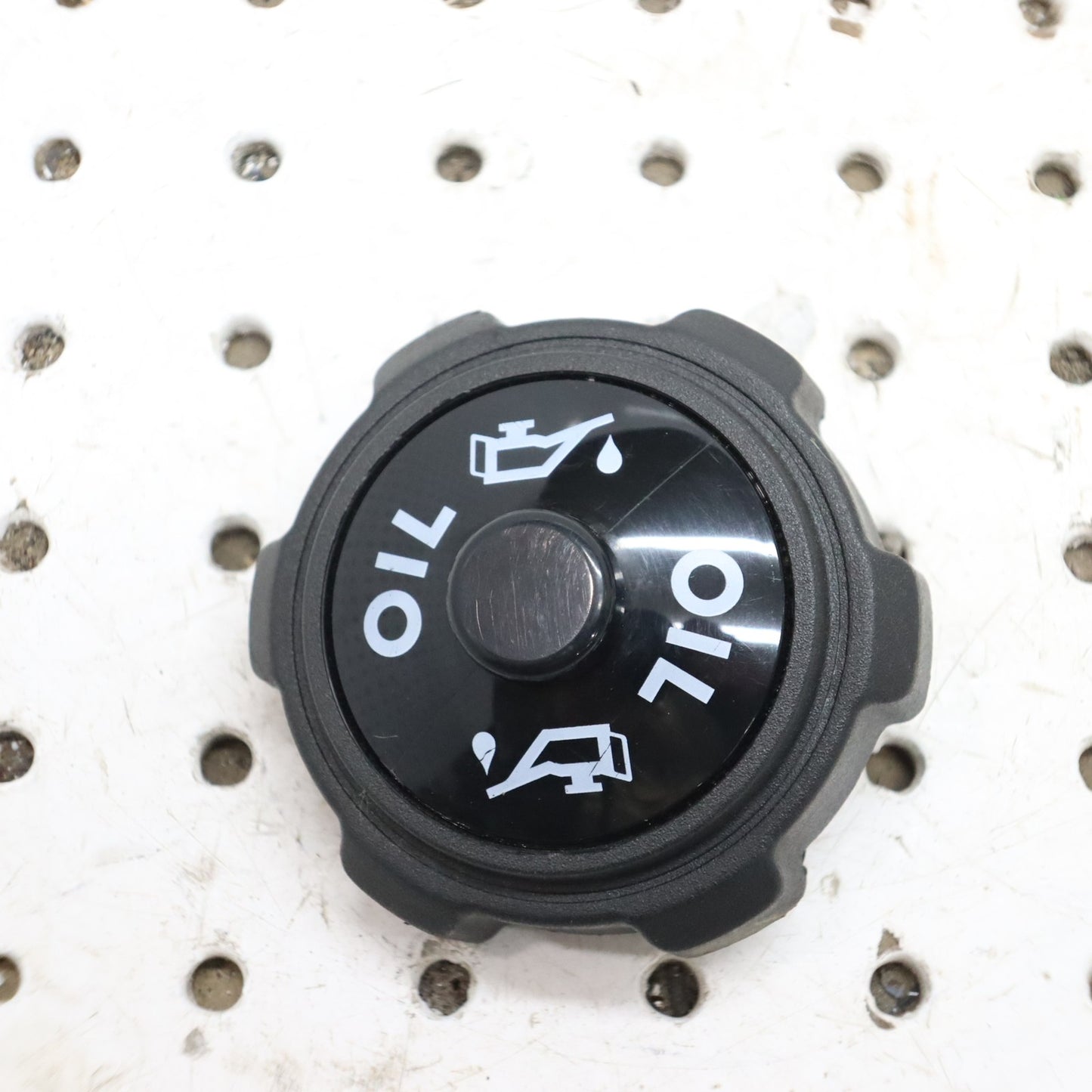 2016 Arctic Cat M8000 Oil Tank Cap Cover Lid 2670-447; 2670-643