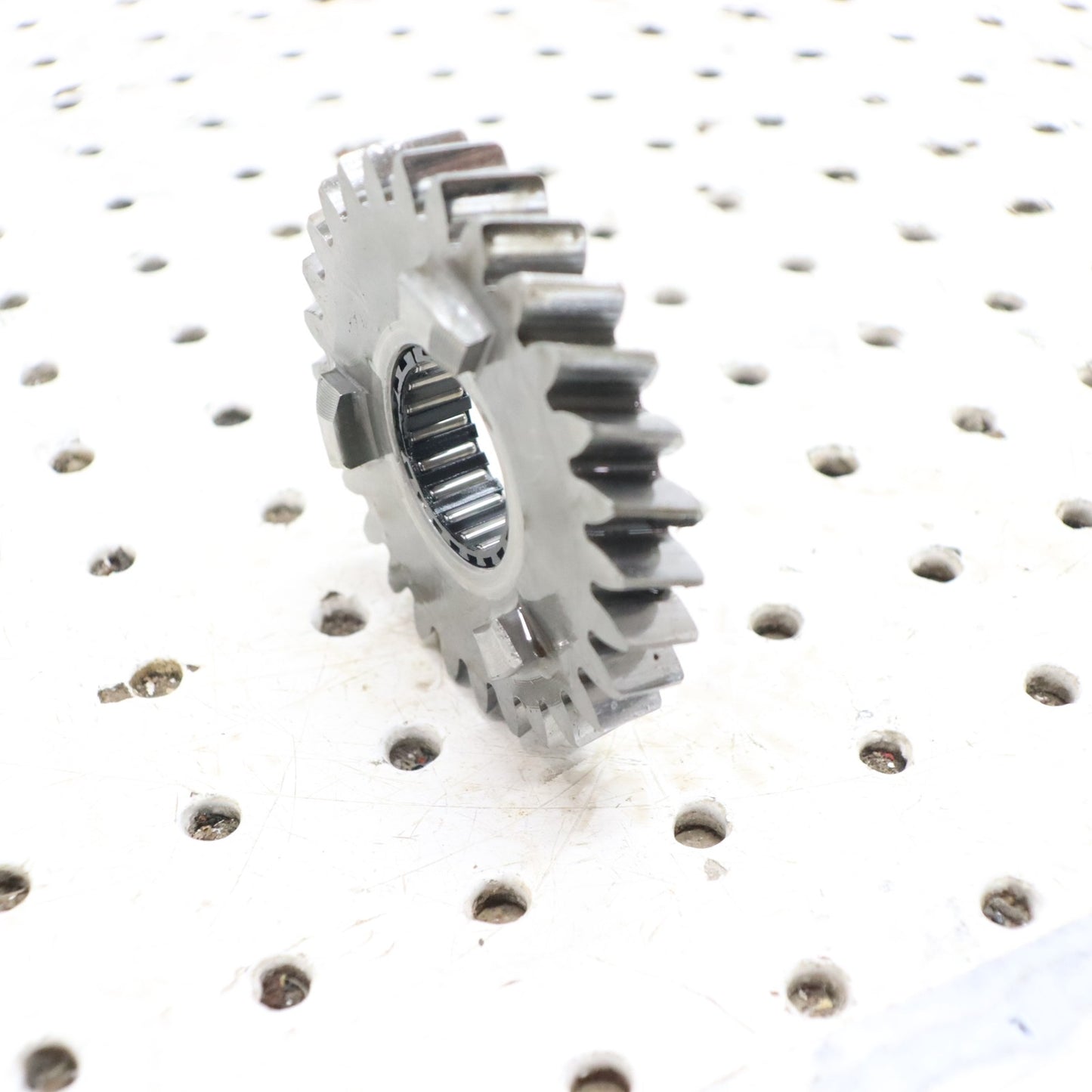 2004 Polaris Sportsman 500 Transmission Gearcase Gear 28T 3234068