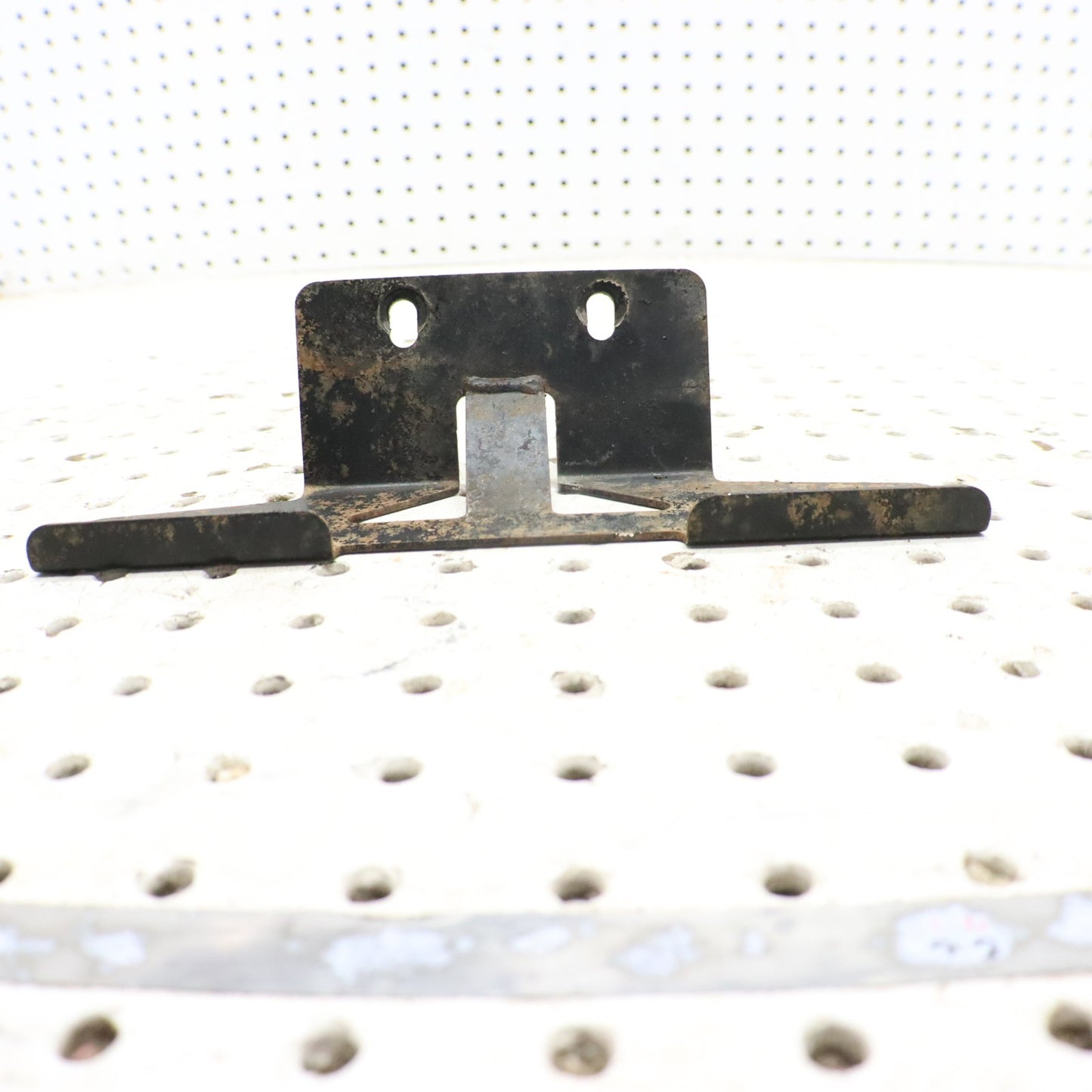 2004 Polaris Sportsman 500 Lower Radiator Bracket 5247047-067