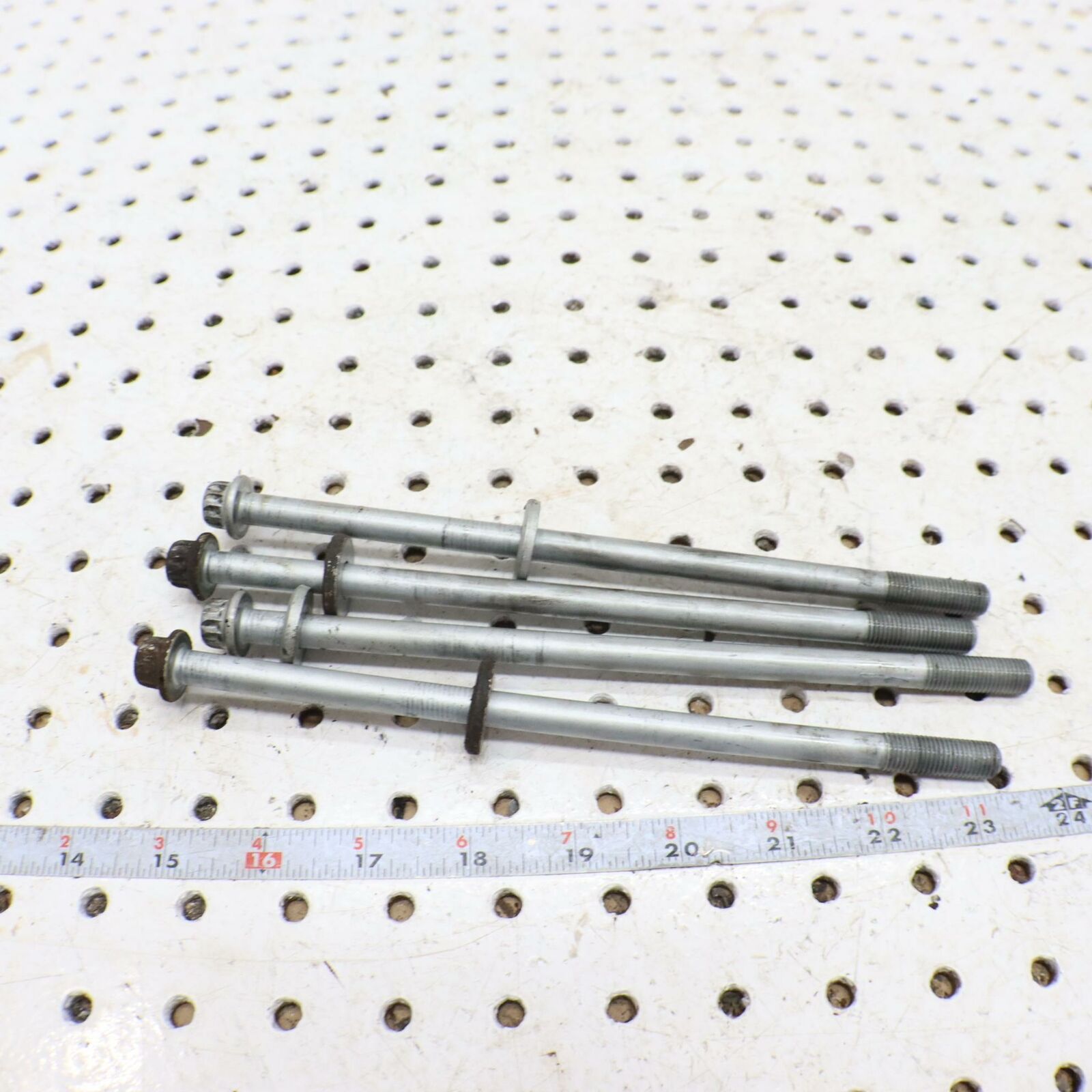 2000 POLARIS MAGNUM 325 CYLINDER HEAD BOLTS 3086418