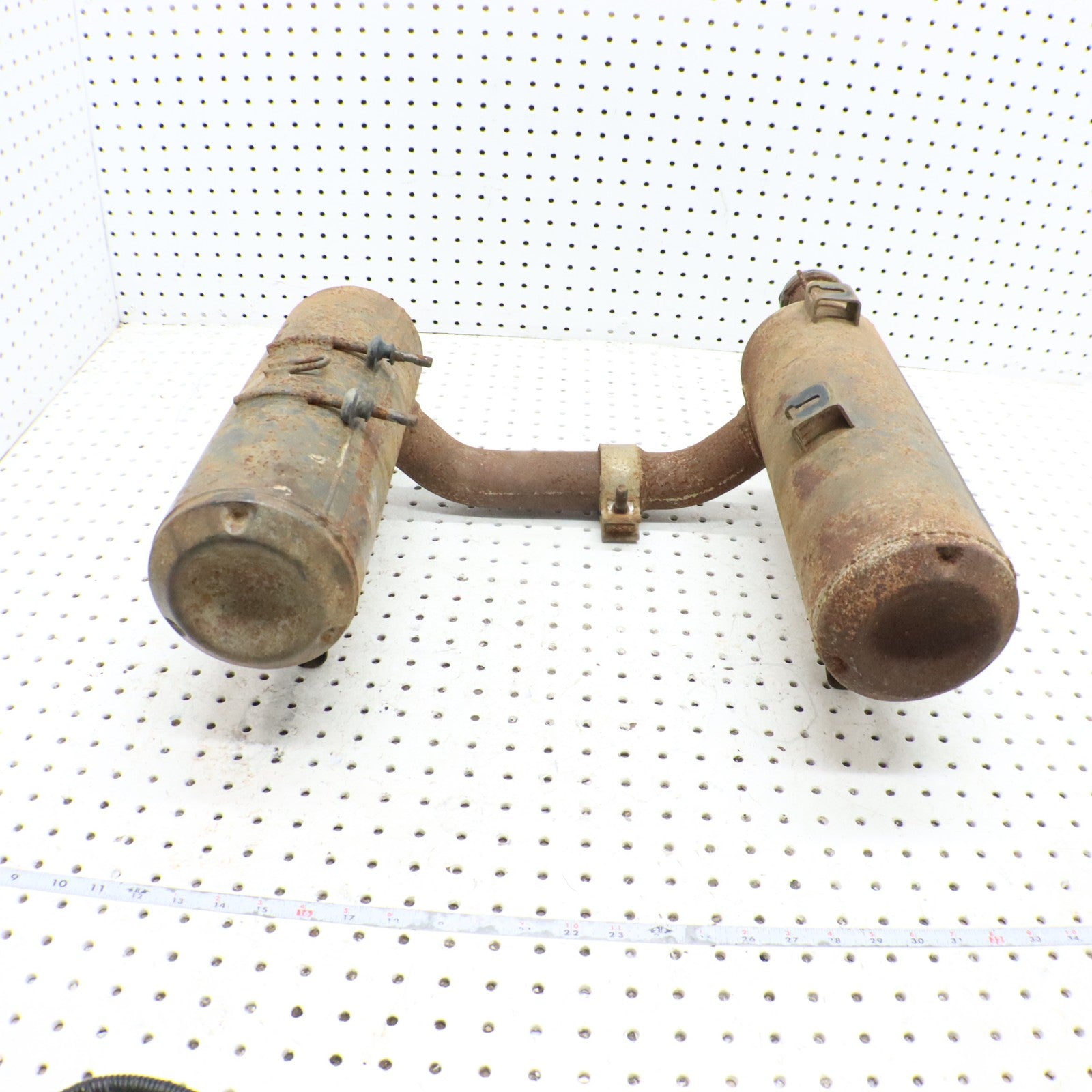 2009 Polaris Sportsman 800 Exhaust Muffler L & R 1261735-489; 1261799-489 