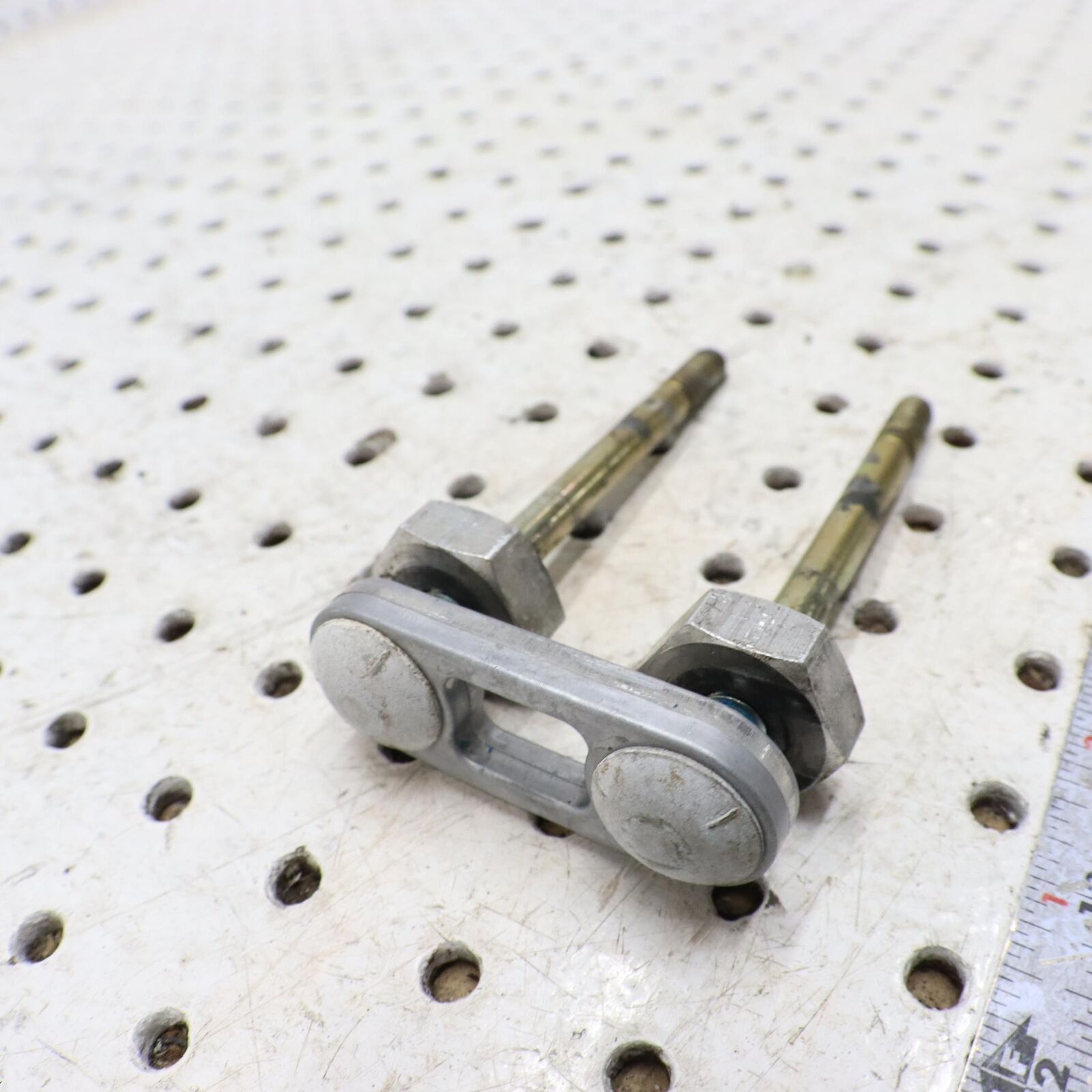 2011 ARCTIC CAT M8 STEERING POST COLUMN BRACKET BUSHING MOUNT 1705-116 1623-483