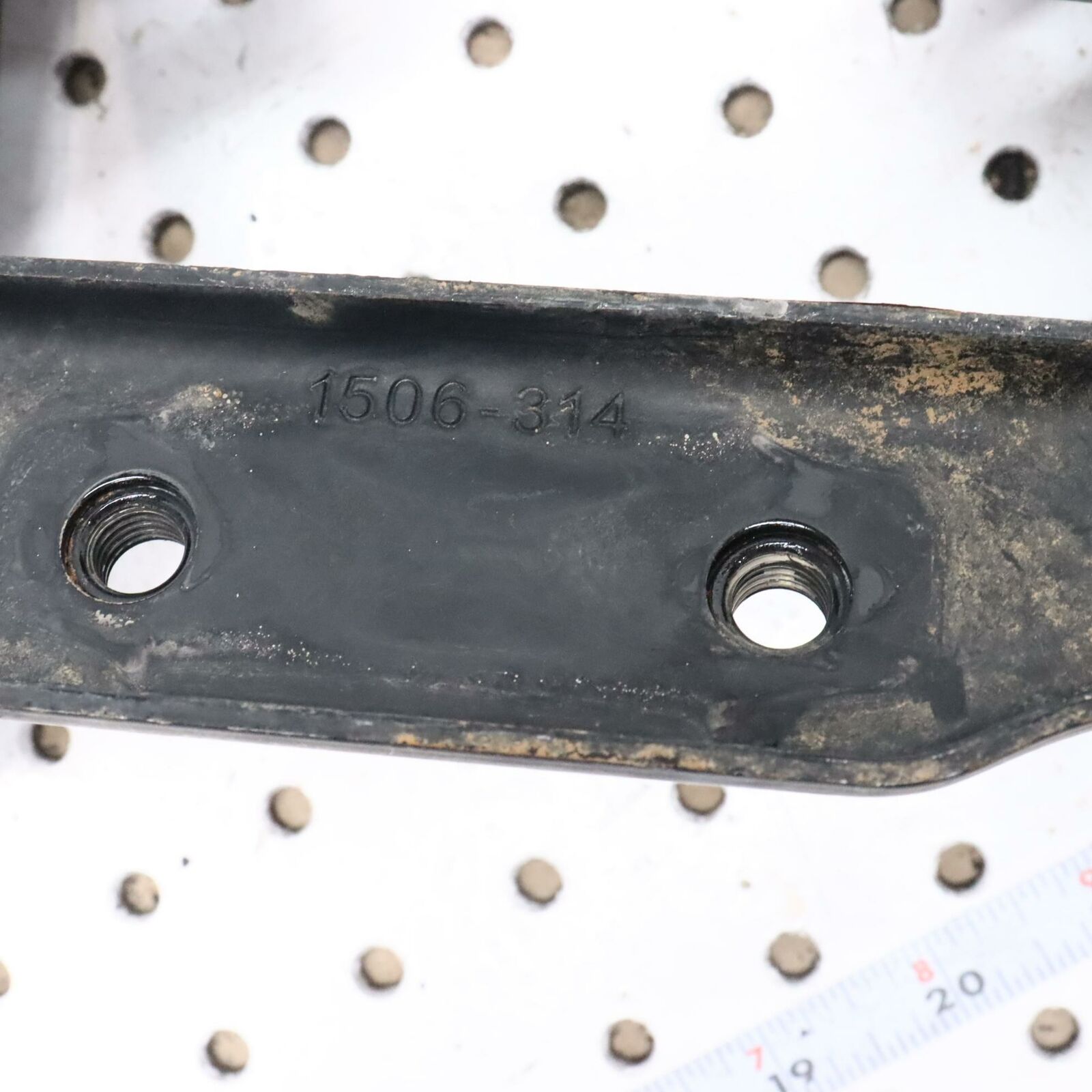 2004 ARCTIC CAT 650 ENGINE MOTOR MOUNT Bracket, Engine 1506-314