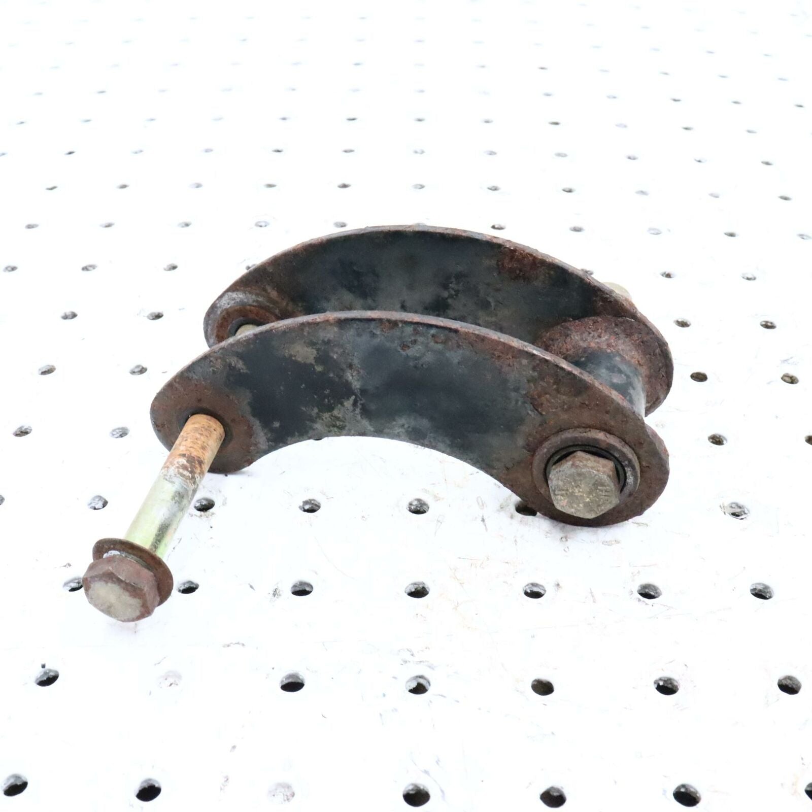 2007 POLARIS IQ 600 REAR SUSPENSION FRONT SHOCK PIVOT 1542059-067