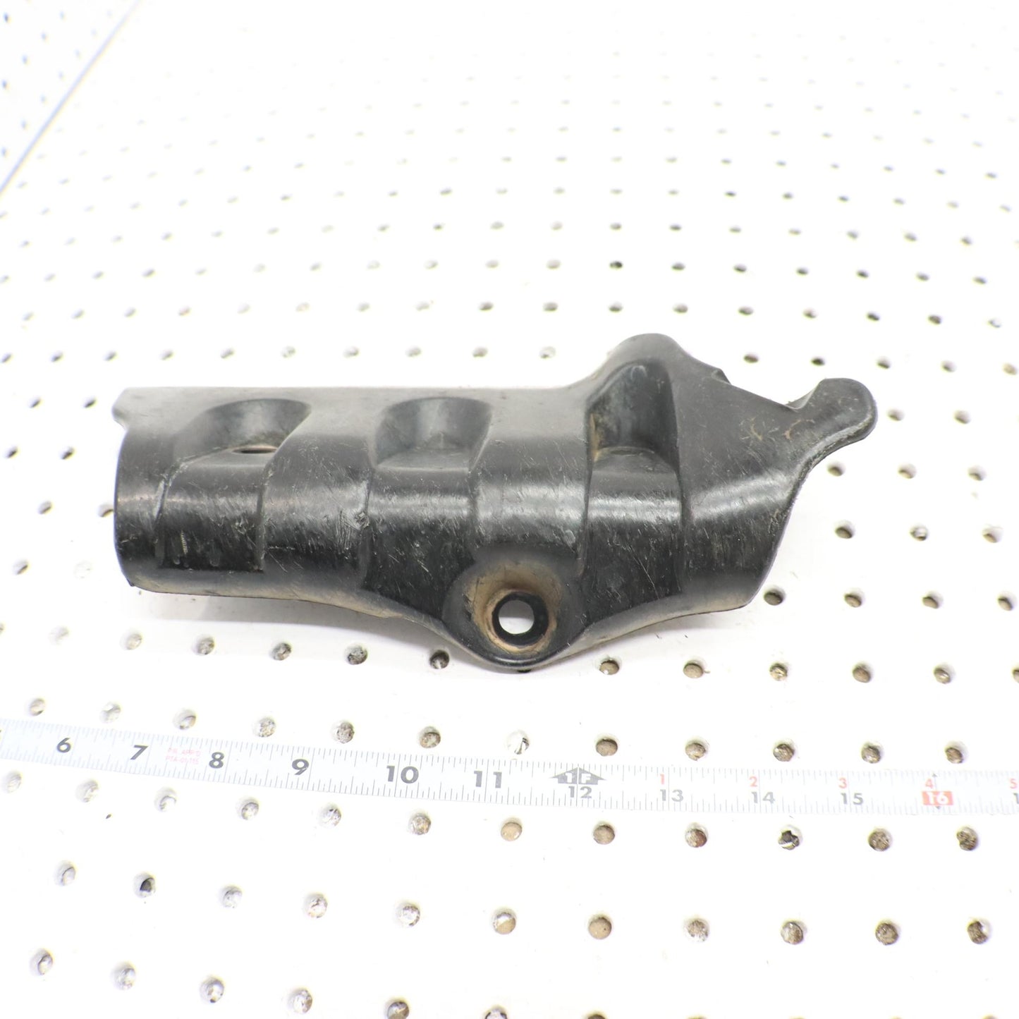 2016 SUZUKI KING QUAD 500 CV JOINT SHIELD GUARD F L 54904-31G00; 54904-31G01