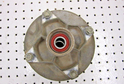 2000 POLARIS MAGNUM 325 2X4 FRONT WHEEL HUB 5130940 1520453