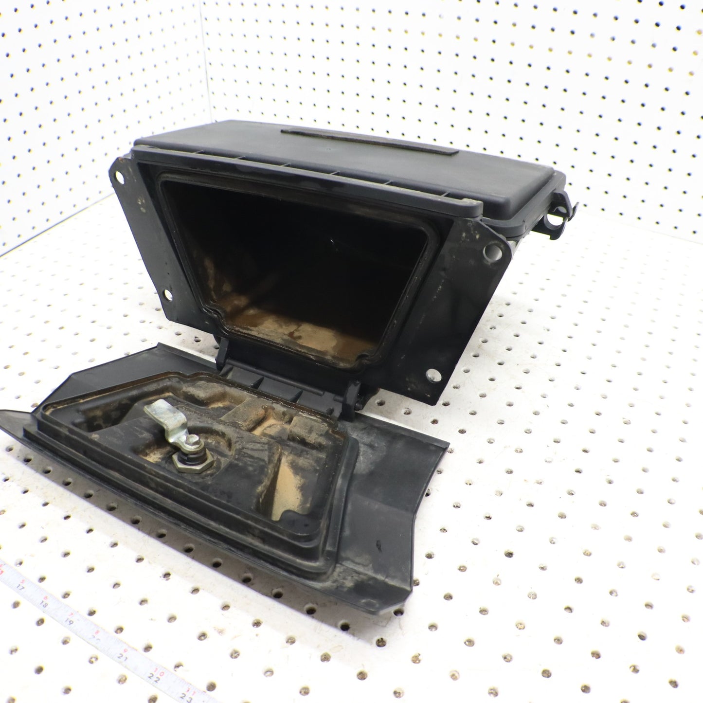 2009 Polaris Sportsman Xp 850 Storage Box Rear 2633432; 2633431 