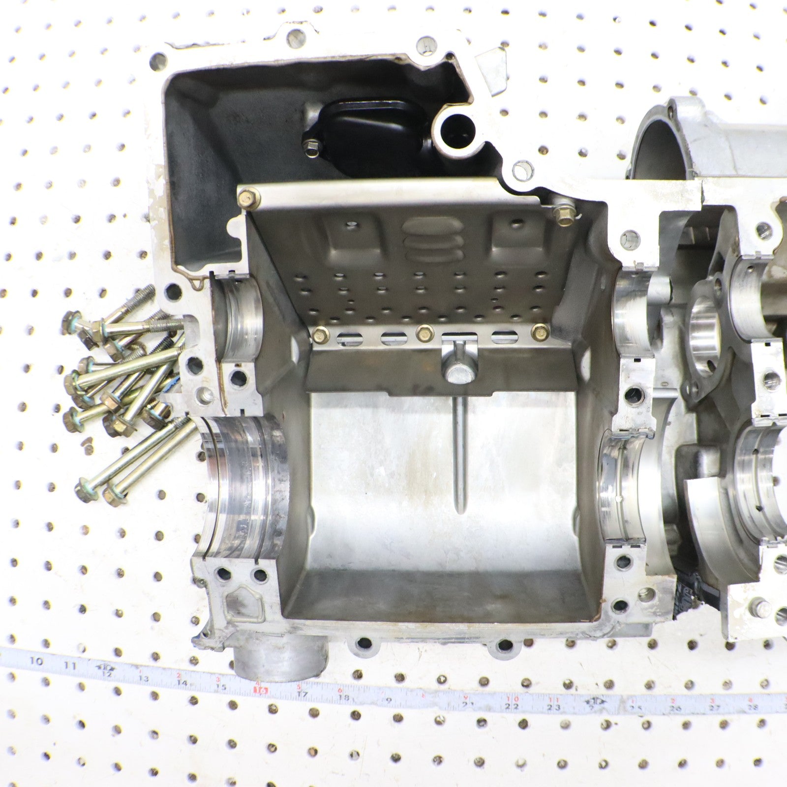2008 Polaris Sportsman 800 Crankcase Engine Case 2203300