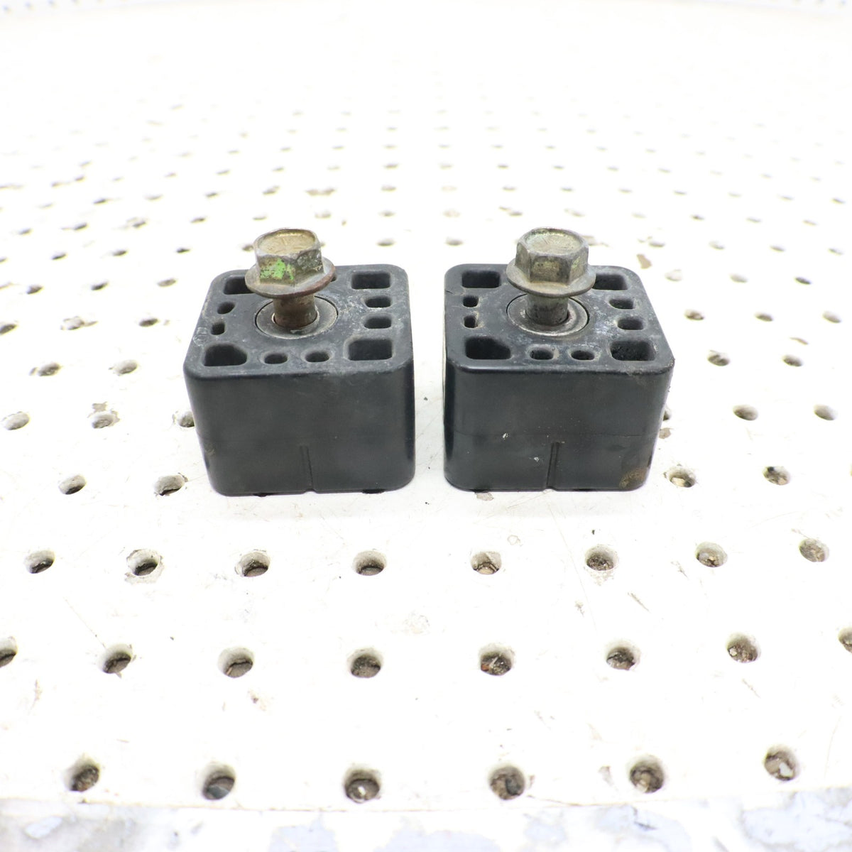 2007 Arctic Cat F6 Block, Rear Arm Coupler Large 2604-860 (2)