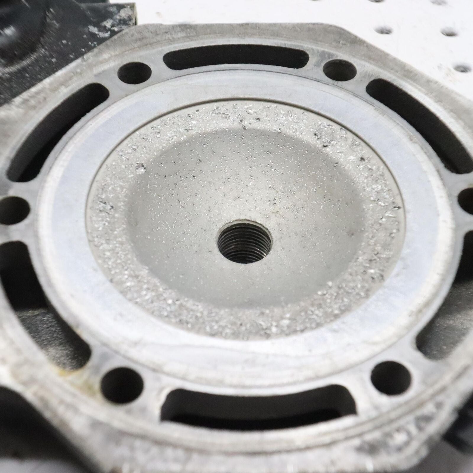 2002 ARCTIC CAT ZR 500 CYLINDER HEAD 3005-797 DINGED UP DOME