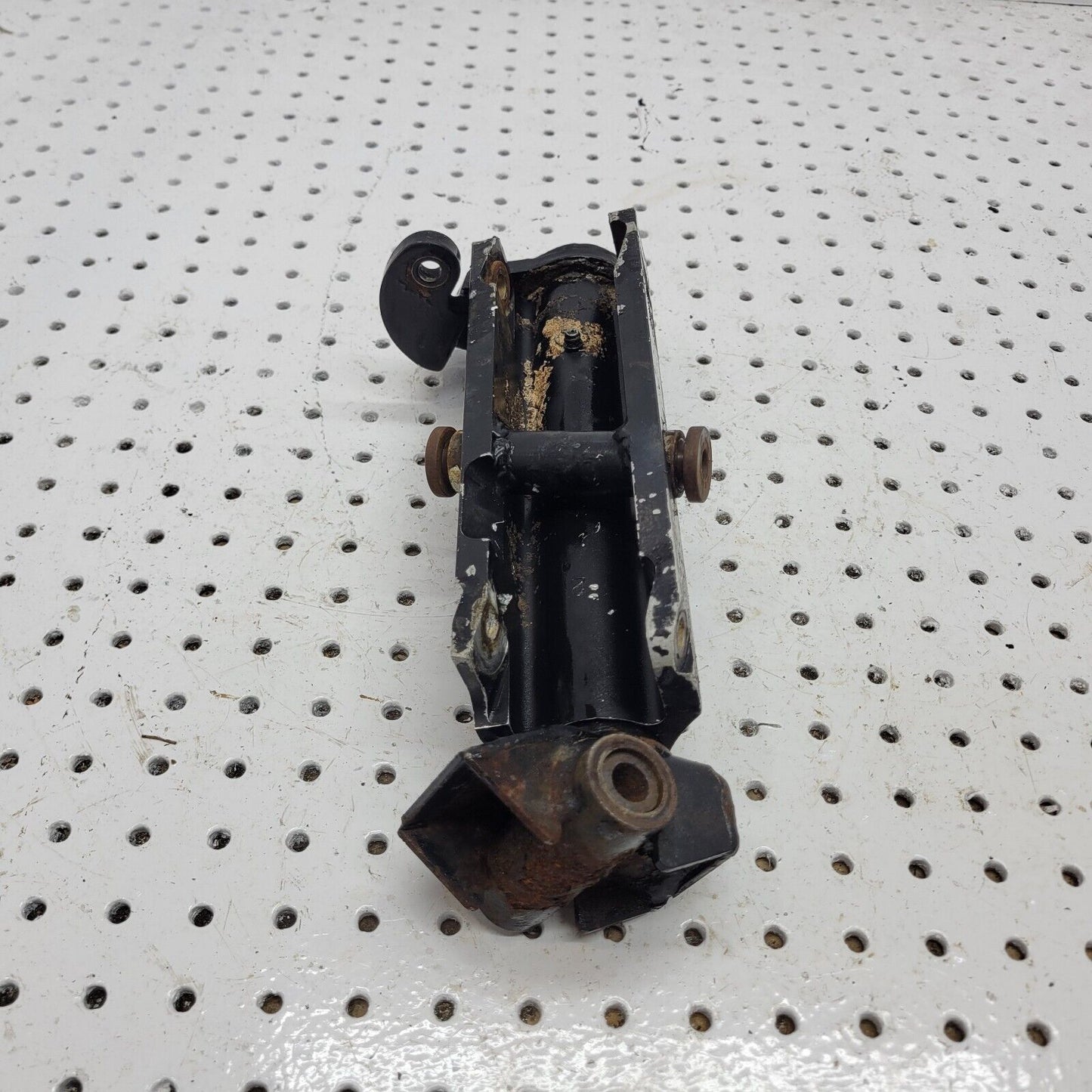 1998 ARTIC CAT ZR 600 EFI LE LEFT SPINDLE 0703-607
