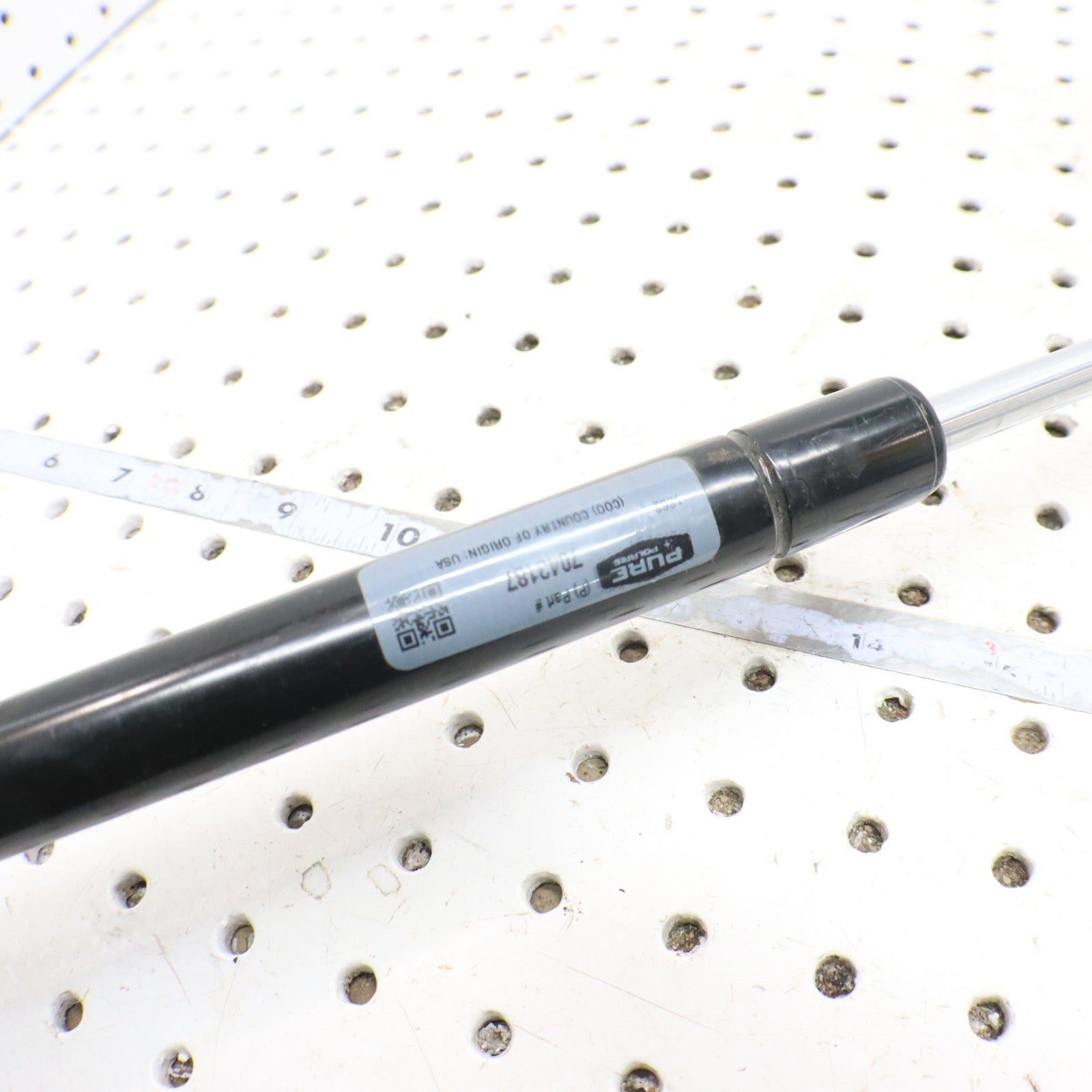 2013 Polaris Ranger 800 Box Gas Strut Dump Strut 7043187