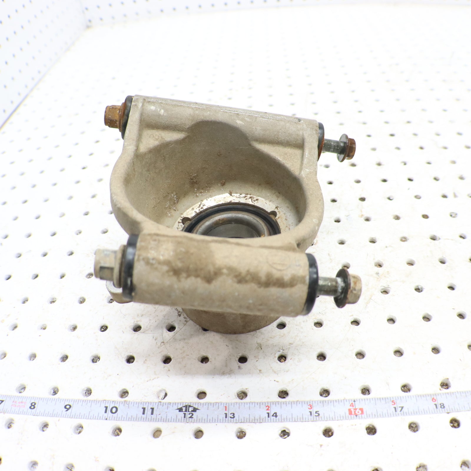 2013 Polaris Ranger Xp 900 Wheel Bearing Carrier RIGHT REAR 5137677; 5138502
