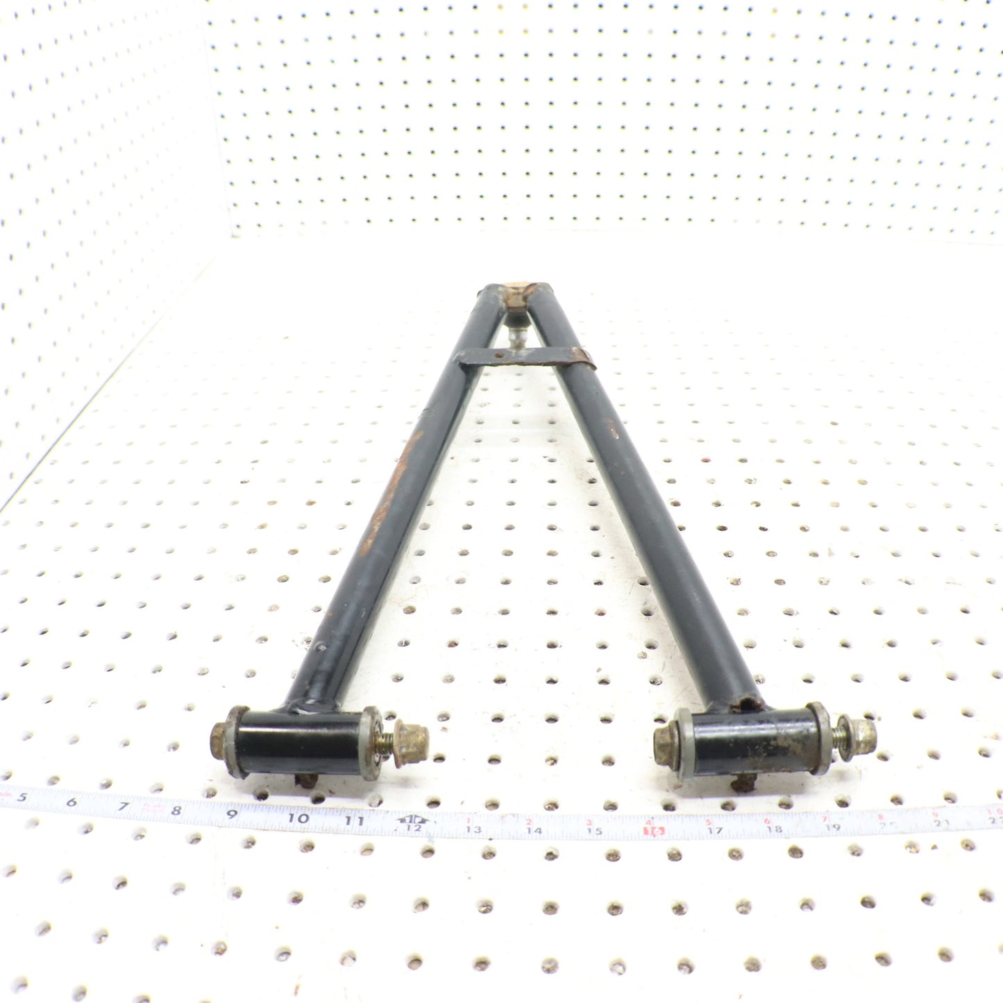 2009 Polaris Sportsman Xp 850 Front Lower Left Control A Arm 1017156-067 1019810