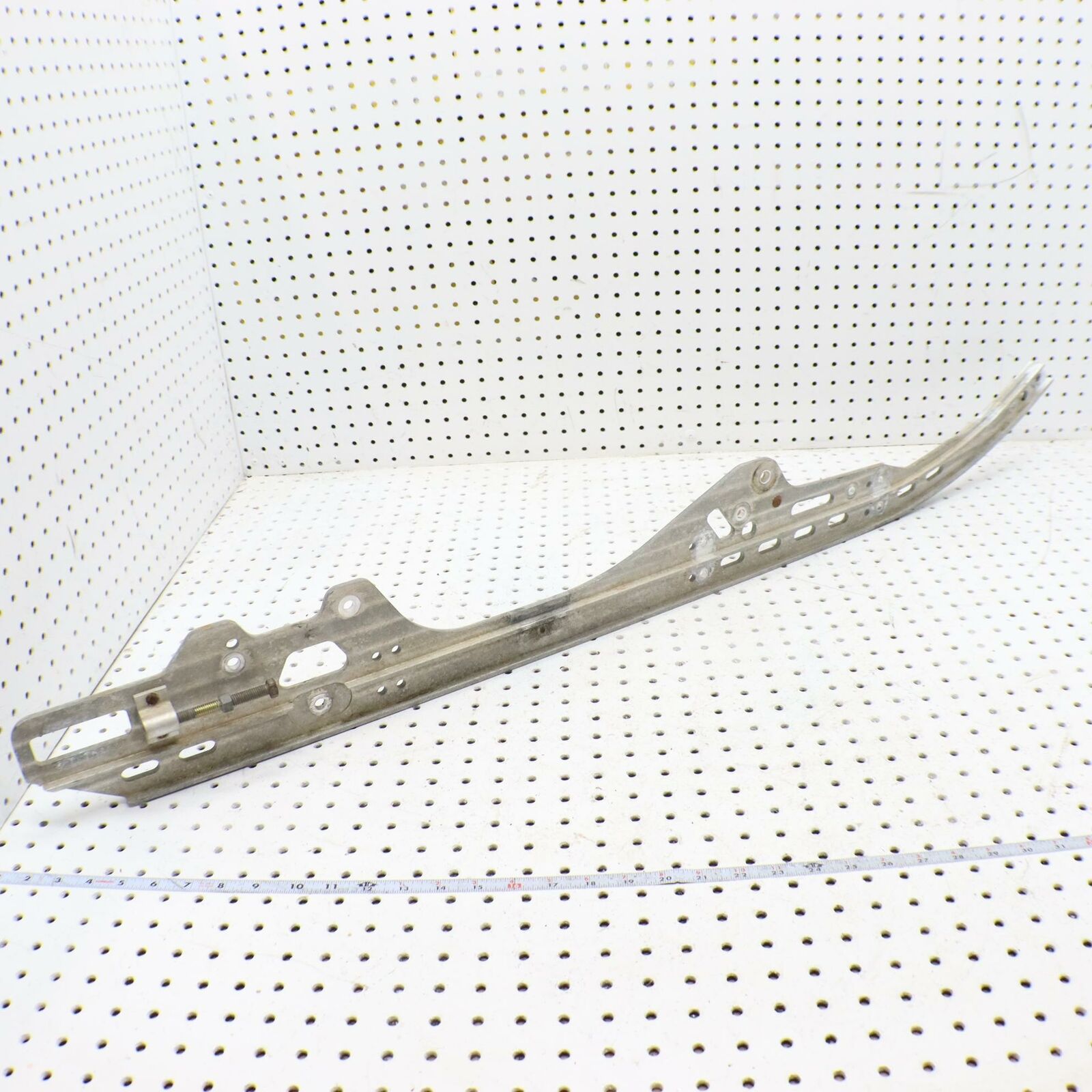 2007 POLARIS IQ 600 RIGHT SLIDING SKID FRAME SUSPENSION RAIL 1542131