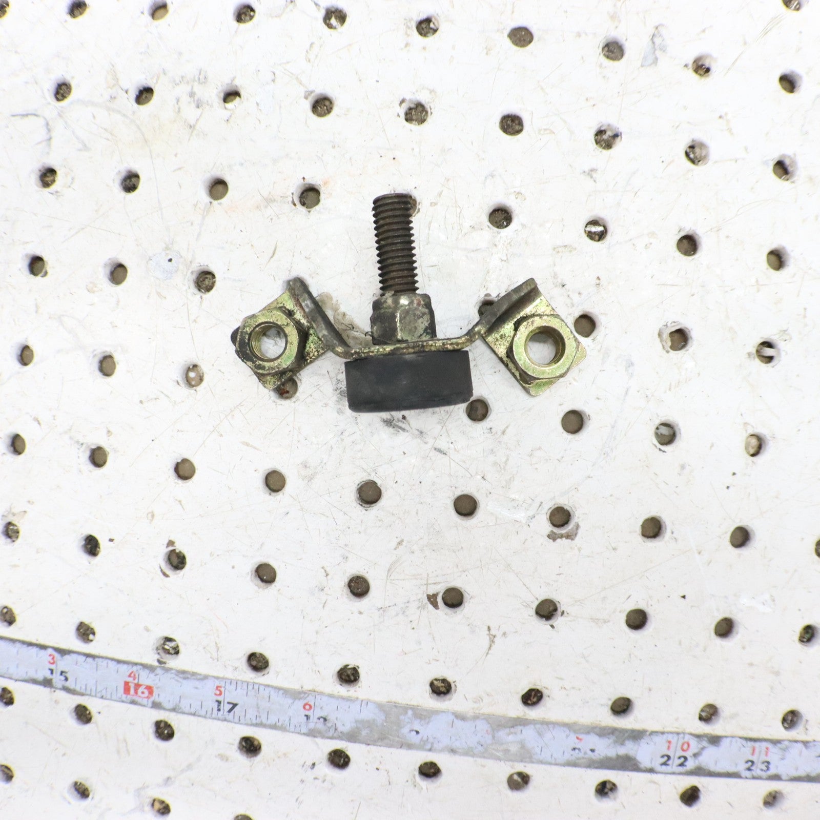 2007 Polaris Iq 600 Motor Engine Mount TORQUE ARM 1015728; 3021354 