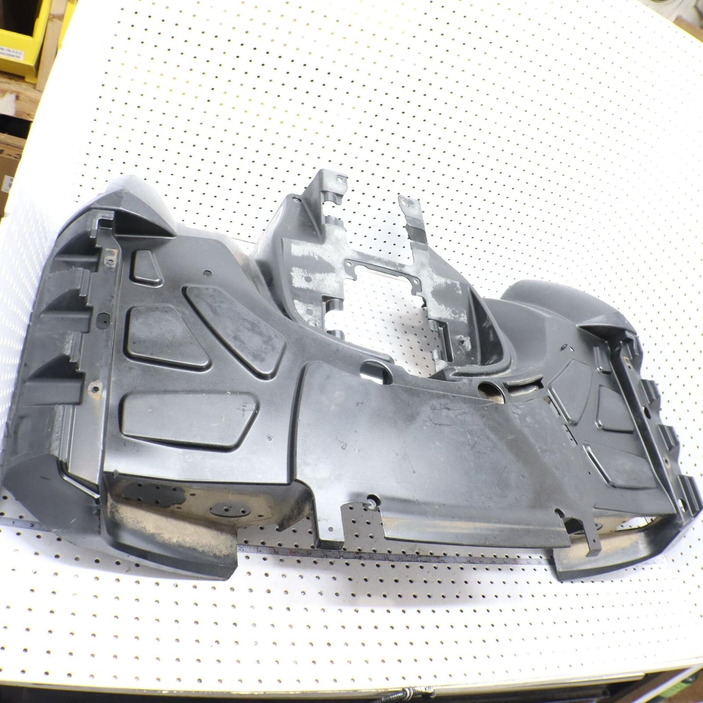 2013 POLARIS SPORTSMAN 550 REAR FENDER CAB 2635037-464 2637271-464
