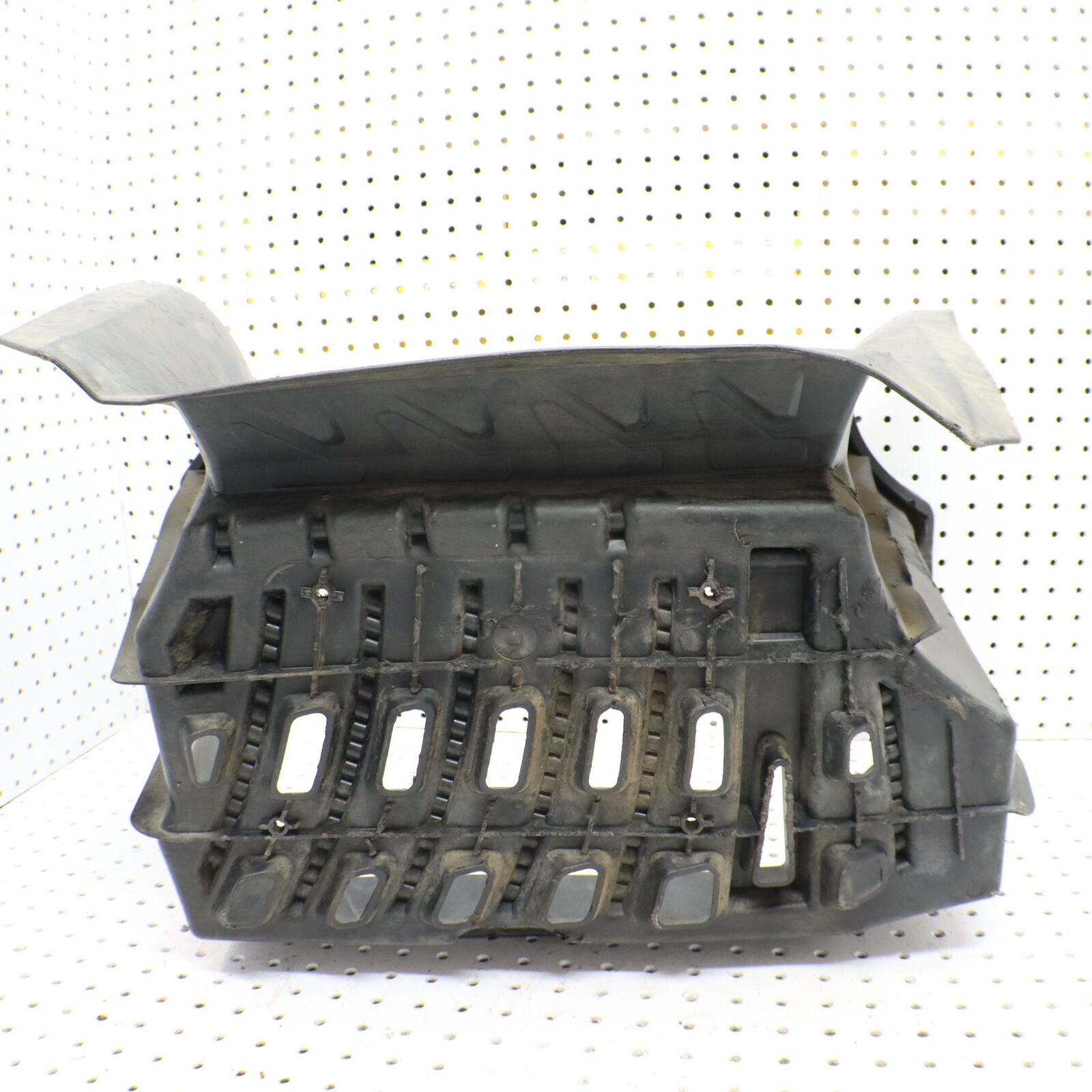 2013 POLARIS SPORTSMAN 550 LEFT MUD SPLASH GUARD FOOTWELL 5435821-070