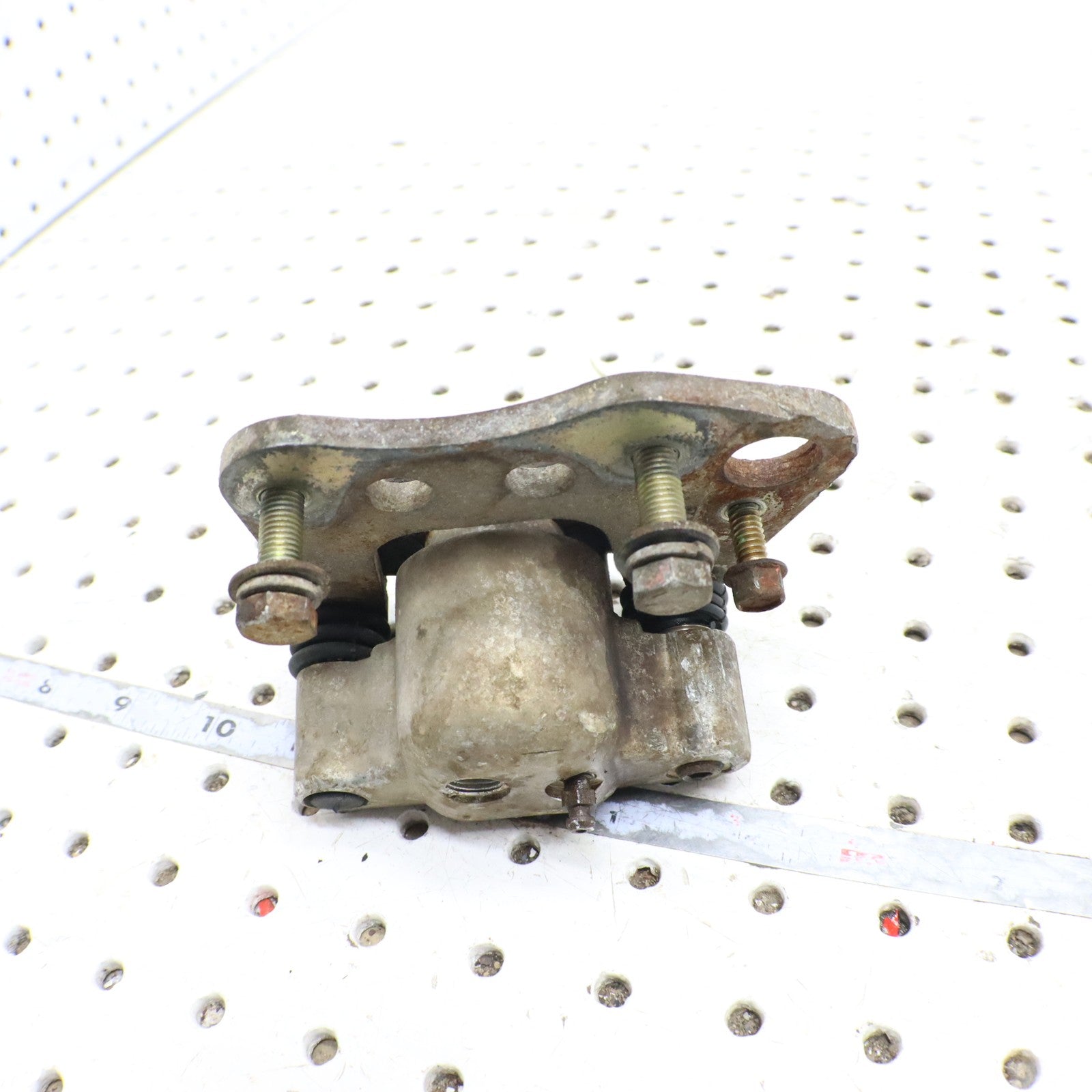2003 Polaris Sportsman 600 Brake Caliper Front RIGHT 1910550 1910682